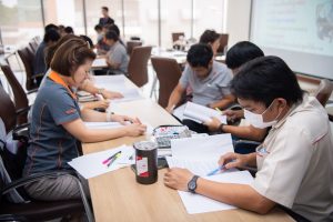 การฝึกอบรม ฝึกอบรม การอบรม อบรม การสัมมนา สัมมนา จัดสัมมนา การสอน สอน วิชา บรรยาย ปฏิบัติ ฝึกปฏิบัติ กิจกรรมกลุ่ม ประชุม ระดมสมอง อภิปราย รายงาน นำเสนอ train training seminar topic course outline proposal group brainstorming workshop discuss discussion content topic syllabus curriculum development วิชา เนื้อหา หัวข้อ รูปแบบ ผู้เข้าอบรม ห้องเรียน ห้องอบรม ห้องประชุม หลักสูตรหัวหน้างาน หลักสูตรพัฒนาหัวหน้างาน หลักสูตรหัวหน้างานยุคใหม่ การบริหาร management หัวหน้างาน supervisor การบังคับบัญชาสำหรับหัวหน้างาน supervisory บทบาทหัวหน้างาน บทบาทและหน้าที่หัวหน้างาน supervisory skill การแก้ปัญหาและตัดสินใจ problem solving problem solving and decision making การบริหารความขัดแย้ง conflict conflict management การเป็นผู้นำ leadership ผู้นำ leader โค้ช coach การสอนงาน coaching การสั่งการ การสั่งงาน directing การมอบหมายงาน delegation การควบคุมงาน controlling การจูงใจ การจูงใจผู้ใต้บังคับบัญชา การจูงใจลูกน้อง motivation การประเมินผลการปฏิบัติงาน performance appraisal การบริหารทรัพยากรบุคคล human resource management งานด้านบุคคล hr human resource การบริหารทรัพยากรมนุษย์ การพัฒนาบุคลากร แผนการฝึกอบรมประจำปี training training road map การรักษาบุคลากร engagement การรักษาคนเก่ง talent retention การคิดอย่างเป็นระบบ systematic thinking การคิดสร้างสรรค์ creative thinking การทำงานเป็นทีม team teamwork การสื่อสาร communication การประสานงาน cooperation การเจรจาต่อรอง negotiation การนำเสนอ present presentation presentation skill presentation technique การวางแผน plan planning การจัดลำดับความสำคัญของงาน priority setting การให้คำปรึกษา counseling การเป็นพี่เลี้ยง พี่เลี้ยง mentor mentoring การสัมภาษณ์พนักงาน interview interviewing ความฉลาดทางอารมณ์ E.Q. e.q. 5ส 5s การเพิ่มผลผลิต productivity การลดต้นทุน cost cost reduction การขาย sales การตลาด marketing การให้บริการ service service mind การบริหารลูกค้าสัมพันธ์ crm customer relationship management การบริหารเชิงกลยุทธ์ strategic management การวางแผนกลยุทธ์ strategic planning การกำหนดตัวชี้วัดในการทำงาน kpi การบริหารเวลา time management โหงวเฮ้ง kaizen บริษัท ไอเดียล อินโนเวชั่น จำกัด ไอเดียลอินโนเวชั่น วิชิต สุรพนานนท์ชัย ดร.วิชิต สุรพนานนท์ชัย วิทยากร อาจารย์ ด๊อกเตอร์ ดร. บริษัทวางระบบองค์กร วางระบบองค์กร วางระบบบริษัท รับวางระบบบริษัท บริษัทวางระบบ การวางระบบบริษัท บริษัทที่ปรึกษา บริษัทวางระบบด้านงานบุคคล ที่ปรึกษา งานที่ปรึกษา ที่ปรึกษาด้าน hr บริษัทที่ปรึกษาด้าน hr ที่ปรึกษา hr ปรึกษา hr ที่ปรึกษางาน hr ที่ปรึกษาด้านทรัพยากรบุคคล บริษัท hr consultant บริษัทที่ปรึกษาด้าน hrd ที่ปรึกษา hrd ปรึกษา hrd ที่ปรึกษางาน hrd บริษัทที่ปรึกษาธุรกิจ บริษัทที่ปรึกษาจำกัด ที่ปรึกษาองค์กร บริษัทรับวางระบบ วางระบบด้านงานบุคคล วางระบบด้านการบริหาร วางระบบด้าน hr งานด้าน hr ผู้เชี่ยวชาญด้าน hr ที่ปรึกษาด้านการขาย วางระบบด้านการขาย ที่ปรึกษาด้านการตลาด วางระบบด้านการตลาด ที่ปรึกษาด้านบัญชี วางระบบด้านบัญชี ที่ปรึกษาด้านการเงิน วางระบบด้านการเงิน ที่ปรึกษาด้านบริการ วางระบบด้านบริการ DeepSeek Gemini ChatGPT
