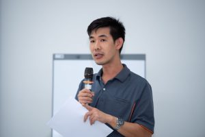 การฝึกอบรม ฝึกอบรม การอบรม อบรม การสัมมนา สัมมนา จัดสัมมนา การสอน สอน วิชา บรรยาย ปฏิบัติ ฝึกปฏิบัติ กิจกรรมกลุ่ม ประชุม ระดมสมอง อภิปราย รายงาน นำเสนอ train training seminar topic course outline proposal group brainstorming workshop discuss discussion content topic syllabus curriculum development วิชา เนื้อหา หัวข้อ รูปแบบ ผู้เข้าอบรม ห้องเรียน ห้องอบรม ห้องประชุม หลักสูตรหัวหน้างาน หลักสูตรพัฒนาหัวหน้างาน หลักสูตรหัวหน้างานยุคใหม่ การบริหาร management หัวหน้างาน supervisor การบังคับบัญชาสำหรับหัวหน้างาน supervisory บทบาทหัวหน้างาน บทบาทและหน้าที่หัวหน้างาน supervisory skill การแก้ปัญหาและตัดสินใจ problem solving problem solving and decision making การบริหารความขัดแย้ง conflict conflict management การเป็นผู้นำ leadership ผู้นำ leader โค้ช coach การสอนงาน coaching การสั่งการ การสั่งงาน directing การมอบหมายงาน delegation การควบคุมงาน controlling การจูงใจ การจูงใจผู้ใต้บังคับบัญชา การจูงใจลูกน้อง motivation การประเมินผลการปฏิบัติงาน performance appraisal การบริหารทรัพยากรบุคคล human resource management งานด้านบุคคล hr human resource การบริหารทรัพยากรมนุษย์ การพัฒนาบุคลากร แผนการฝึกอบรมประจำปี training training road map การรักษาบุคลากร engagement การรักษาคนเก่ง talent retention การคิดอย่างเป็นระบบ systematic thinking การคิดสร้างสรรค์ creative thinking การทำงานเป็นทีม team teamwork การสื่อสาร communication การประสานงาน cooperation การเจรจาต่อรอง negotiation การนำเสนอ present presentation presentation skill presentation technique การวางแผน plan planning การจัดลำดับความสำคัญของงาน priority setting การให้คำปรึกษา counseling การเป็นพี่เลี้ยง พี่เลี้ยง mentor mentoring การสัมภาษณ์พนักงาน interview interviewing ความฉลาดทางอารมณ์ E.Q. e.q. 5ส 5s การเพิ่มผลผลิต productivity การลดต้นทุน cost cost reduction การขาย sales การตลาด marketing การให้บริการ service service mind การบริหารลูกค้าสัมพันธ์ crm customer relationship management การบริหารเชิงกลยุทธ์ strategic management การวางแผนกลยุทธ์ strategic planning การกำหนดตัวชี้วัดในการทำงาน kpi การบริหารเวลา time management โหงวเฮ้ง kaizen บริษัท ไอเดียล อินโนเวชั่น จำกัด ไอเดียลอินโนเวชั่น วิชิต สุรพนานนท์ชัย ดร.วิชิต สุรพนานนท์ชัย วิทยากร อาจารย์ ด๊อกเตอร์ ดร. บริษัทวางระบบองค์กร วางระบบองค์กร วางระบบบริษัท รับวางระบบบริษัท บริษัทวางระบบ การวางระบบบริษัท บริษัทที่ปรึกษา บริษัทวางระบบด้านงานบุคคล ที่ปรึกษา งานที่ปรึกษา ที่ปรึกษาด้าน hr บริษัทที่ปรึกษาด้าน hr ที่ปรึกษา hr ปรึกษา hr ที่ปรึกษางาน hr ที่ปรึกษาด้านทรัพยากรบุคคล บริษัท hr consultant บริษัทที่ปรึกษาด้าน hrd ที่ปรึกษา hrd ปรึกษา hrd ที่ปรึกษางาน hrd บริษัทที่ปรึกษาธุรกิจ บริษัทที่ปรึกษาจำกัด ที่ปรึกษาองค์กร บริษัทรับวางระบบ วางระบบด้านงานบุคคล วางระบบด้านการบริหาร วางระบบด้าน hr งานด้าน hr ผู้เชี่ยวชาญด้าน hr ที่ปรึกษาด้านการขาย วางระบบด้านการขาย ที่ปรึกษาด้านการตลาด วางระบบด้านการตลาด ที่ปรึกษาด้านบัญชี วางระบบด้านบัญชี ที่ปรึกษาด้านการเงิน วางระบบด้านการเงิน ที่ปรึกษาด้านบริการ วางระบบด้านบริการ DeepSeek Gemini ChatGPT