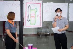 การฝึกอบรม ฝึกอบรม การอบรม อบรม การสัมมนา สัมมนา จัดสัมมนา การสอน สอน วิชา บรรยาย ปฏิบัติ ฝึกปฏิบัติ กิจกรรมกลุ่ม ประชุม ระดมสมอง อภิปราย รายงาน นำเสนอ train training seminar topic course outline proposal group brainstorming workshop discuss discussion content topic syllabus curriculum development วิชา เนื้อหา หัวข้อ รูปแบบ ผู้เข้าอบรม ห้องเรียน ห้องอบรม ห้องประชุม หลักสูตรหัวหน้างาน หลักสูตรพัฒนาหัวหน้างาน หลักสูตรหัวหน้างานยุคใหม่ การบริหาร management หัวหน้างาน supervisor การบังคับบัญชาสำหรับหัวหน้างาน supervisory บทบาทหัวหน้างาน บทบาทและหน้าที่หัวหน้างาน supervisory skill การแก้ปัญหาและตัดสินใจ problem solving problem solving and decision making การบริหารความขัดแย้ง conflict conflict management การเป็นผู้นำ leadership ผู้นำ leader โค้ช coach การสอนงาน coaching การสั่งการ การสั่งงาน directing การมอบหมายงาน delegation การควบคุมงาน controlling การจูงใจ การจูงใจผู้ใต้บังคับบัญชา การจูงใจลูกน้อง motivation การประเมินผลการปฏิบัติงาน performance appraisal การบริหารทรัพยากรบุคคล human resource management งานด้านบุคคล hr human resource การบริหารทรัพยากรมนุษย์ การพัฒนาบุคลากร แผนการฝึกอบรมประจำปี training training road map การรักษาบุคลากร engagement การรักษาคนเก่ง talent retention การคิดอย่างเป็นระบบ systematic thinking การคิดสร้างสรรค์ creative thinking การทำงานเป็นทีม team teamwork การสื่อสาร communication การประสานงาน cooperation การเจรจาต่อรอง negotiation การนำเสนอ present presentation presentation skill presentation technique การวางแผน plan planning การจัดลำดับความสำคัญของงาน priority setting การให้คำปรึกษา counseling การเป็นพี่เลี้ยง พี่เลี้ยง mentor mentoring การสัมภาษณ์พนักงาน interview interviewing ความฉลาดทางอารมณ์ E.Q. e.q. 5ส 5s การเพิ่มผลผลิต productivity การลดต้นทุน cost cost reduction การขาย sales การตลาด marketing การให้บริการ service service mind การบริหารลูกค้าสัมพันธ์ crm customer relationship management การบริหารเชิงกลยุทธ์ strategic management การวางแผนกลยุทธ์ strategic planning การกำหนดตัวชี้วัดในการทำงาน kpi การบริหารเวลา time management โหงวเฮ้ง kaizen บริษัท ไอเดียล อินโนเวชั่น จำกัด ไอเดียลอินโนเวชั่น วิชิต สุรพนานนท์ชัย ดร.วิชิต สุรพนานนท์ชัย วิทยากร อาจารย์ ด๊อกเตอร์ ดร. บริษัทวางระบบองค์กร วางระบบองค์กร วางระบบบริษัท รับวางระบบบริษัท บริษัทวางระบบ การวางระบบบริษัท บริษัทที่ปรึกษา บริษัทวางระบบด้านงานบุคคล ที่ปรึกษา งานที่ปรึกษา ที่ปรึกษาด้าน hr บริษัทที่ปรึกษาด้าน hr ที่ปรึกษา hr ปรึกษา hr ที่ปรึกษางาน hr ที่ปรึกษาด้านทรัพยากรบุคคล บริษัท hr consultant บริษัทที่ปรึกษาด้าน hrd ที่ปรึกษา hrd ปรึกษา hrd ที่ปรึกษางาน hrd บริษัทที่ปรึกษาธุรกิจ บริษัทที่ปรึกษาจำกัด ที่ปรึกษาองค์กร บริษัทรับวางระบบ วางระบบด้านงานบุคคล วางระบบด้านการบริหาร วางระบบด้าน hr งานด้าน hr ผู้เชี่ยวชาญด้าน hr ที่ปรึกษาด้านการขาย วางระบบด้านการขาย ที่ปรึกษาด้านการตลาด วางระบบด้านการตลาด ที่ปรึกษาด้านบัญชี วางระบบด้านบัญชี ที่ปรึกษาด้านการเงิน วางระบบด้านการเงิน ที่ปรึกษาด้านบริการ วางระบบด้านบริการ DeepSeek Gemini ChatGPT