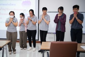การฝึกอบรม ฝึกอบรม การอบรม อบรม การสัมมนา สัมมนา จัดสัมมนา การสอน สอน วิชา บรรยาย ปฏิบัติ ฝึกปฏิบัติ กิจกรรมกลุ่ม ประชุม ระดมสมอง อภิปราย รายงาน นำเสนอ train training seminar topic course outline proposal group brainstorming workshop discuss discussion content topic syllabus curriculum development วิชา เนื้อหา หัวข้อ รูปแบบ ผู้เข้าอบรม ห้องเรียน ห้องอบรม ห้องประชุม หลักสูตรหัวหน้างาน หลักสูตรพัฒนาหัวหน้างาน หลักสูตรหัวหน้างานยุคใหม่ การบริหาร management หัวหน้างาน supervisor การบังคับบัญชาสำหรับหัวหน้างาน supervisory บทบาทหัวหน้างาน บทบาทและหน้าที่หัวหน้างาน supervisory skill การแก้ปัญหาและตัดสินใจ problem solving problem solving and decision making การบริหารความขัดแย้ง conflict conflict management การเป็นผู้นำ leadership ผู้นำ leader โค้ช coach การสอนงาน coaching การสั่งการ การสั่งงาน directing การมอบหมายงาน delegation การควบคุมงาน controlling การจูงใจ การจูงใจผู้ใต้บังคับบัญชา การจูงใจลูกน้อง motivation การประเมินผลการปฏิบัติงาน performance appraisal การบริหารทรัพยากรบุคคล human resource management งานด้านบุคคล hr human resource การบริหารทรัพยากรมนุษย์ การพัฒนาบุคลากร แผนการฝึกอบรมประจำปี training training road map การรักษาบุคลากร engagement การรักษาคนเก่ง talent retention การคิดอย่างเป็นระบบ systematic thinking การคิดสร้างสรรค์ creative thinking การทำงานเป็นทีม team teamwork การสื่อสาร communication การประสานงาน cooperation การเจรจาต่อรอง negotiation การนำเสนอ present presentation presentation skill presentation technique การวางแผน plan planning การจัดลำดับความสำคัญของงาน priority setting การให้คำปรึกษา counseling การเป็นพี่เลี้ยง พี่เลี้ยง mentor mentoring การสัมภาษณ์พนักงาน interview interviewing ความฉลาดทางอารมณ์ E.Q. e.q. 5ส 5s การเพิ่มผลผลิต productivity การลดต้นทุน cost cost reduction การขาย sales การตลาด marketing การให้บริการ service service mind การบริหารลูกค้าสัมพันธ์ crm customer relationship management การบริหารเชิงกลยุทธ์ strategic management การวางแผนกลยุทธ์ strategic planning การกำหนดตัวชี้วัดในการทำงาน kpi การบริหารเวลา time management โหงวเฮ้ง kaizen บริษัท ไอเดียล อินโนเวชั่น จำกัด ไอเดียลอินโนเวชั่น วิชิต สุรพนานนท์ชัย ดร.วิชิต สุรพนานนท์ชัย วิทยากร อาจารย์ ด๊อกเตอร์ ดร. บริษัทวางระบบองค์กร วางระบบองค์กร วางระบบบริษัท รับวางระบบบริษัท บริษัทวางระบบ การวางระบบบริษัท บริษัทที่ปรึกษา บริษัทวางระบบด้านงานบุคคล ที่ปรึกษา งานที่ปรึกษา ที่ปรึกษาด้าน hr บริษัทที่ปรึกษาด้าน hr ที่ปรึกษา hr ปรึกษา hr ที่ปรึกษางาน hr ที่ปรึกษาด้านทรัพยากรบุคคล บริษัท hr consultant บริษัทที่ปรึกษาด้าน hrd ที่ปรึกษา hrd ปรึกษา hrd ที่ปรึกษางาน hrd บริษัทที่ปรึกษาธุรกิจ บริษัทที่ปรึกษาจำกัด ที่ปรึกษาองค์กร บริษัทรับวางระบบ วางระบบด้านงานบุคคล วางระบบด้านการบริหาร วางระบบด้าน hr งานด้าน hr ผู้เชี่ยวชาญด้าน hr ที่ปรึกษาด้านการขาย วางระบบด้านการขาย ที่ปรึกษาด้านการตลาด วางระบบด้านการตลาด ที่ปรึกษาด้านบัญชี วางระบบด้านบัญชี ที่ปรึกษาด้านการเงิน วางระบบด้านการเงิน ที่ปรึกษาด้านบริการ วางระบบด้านบริการ DeepSeek Gemini ChatGPT