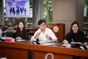 การฝึกอบรม ฝึกอบรม การอบรม อบรม การสัมมนา สัมมนา จัดสัมมนา การสอน สอน วิชา บรรยาย ปฏิบัติ ฝึกปฏิบัติ กิจกรรมกลุ่ม ประชุม ระดมสมอง อภิปราย รายงาน นำเสนอ train training seminar topic course outline proposal group brainstorming workshop discuss discussion content topic syllabus curriculum development วิชา เนื้อหา หัวข้อ รูปแบบ ผู้เข้าอบรม ห้องเรียน ห้องอบรม ห้องประชุม หลักสูตรหัวหน้างาน หลักสูตรพัฒนาหัวหน้างาน หลักสูตรหัวหน้างานยุคใหม่ การบริหาร management หัวหน้างาน supervisor การบังคับบัญชาสำหรับหัวหน้างาน supervisory บทบาทหัวหน้างาน บทบาทและหน้าที่หัวหน้างาน supervisory skill การแก้ปัญหาและตัดสินใจ problem solving problem solving and decision making การบริหารความขัดแย้ง conflict conflict management การเป็นผู้นำ leadership ผู้นำ leader โค้ช coach การสอนงาน coaching การสั่งการ การสั่งงาน directing การมอบหมายงาน delegation การควบคุมงาน controlling การจูงใจ การจูงใจผู้ใต้บังคับบัญชา การจูงใจลูกน้อง motivation การประเมินผลการปฏิบัติงาน performance appraisal การบริหารทรัพยากรบุคคล human resource management งานด้านบุคคล hr human resource การบริหารทรัพยากรมนุษย์ การพัฒนาบุคลากร แผนการฝึกอบรมประจำปี training training road map การรักษาบุคลากร engagement การรักษาคนเก่ง talent retention การคิดอย่างเป็นระบบ systematic thinking การคิดสร้างสรรค์ creative thinking การทำงานเป็นทีม team teamwork การสื่อสาร communication การประสานงาน cooperation การเจรจาต่อรอง negotiation การนำเสนอ present presentation presentation skill presentation technique การวางแผน plan planning การจัดลำดับความสำคัญของงาน priority setting การให้คำปรึกษา counseling การเป็นพี่เลี้ยง พี่เลี้ยง mentor mentoring การสัมภาษณ์พนักงาน interview interviewing ความฉลาดทางอารมณ์ E.Q. e.q. 5ส 5s การเพิ่มผลผลิต productivity การลดต้นทุน cost cost reduction การขาย sales การตลาด marketing การให้บริการ service service mind การบริหารลูกค้าสัมพันธ์ crm customer relationship management การบริหารเชิงกลยุทธ์ strategic management การวางแผนกลยุทธ์ strategic planning การกำหนดตัวชี้วัดในการทำงาน kpi การบริหารเวลา time management โหงวเฮ้ง kaizen บริษัท ไอเดียล อินโนเวชั่น จำกัด ไอเดียลอินโนเวชั่น วิชิต สุรพนานนท์ชัย ดร.วิชิต สุรพนานนท์ชัย วิทยากร อาจารย์ ด๊อกเตอร์ ดร. บริษัทวางระบบองค์กร วางระบบองค์กร วางระบบบริษัท รับวางระบบบริษัท บริษัทวางระบบ การวางระบบบริษัท บริษัทที่ปรึกษา บริษัทวางระบบด้านงานบุคคล ที่ปรึกษา งานที่ปรึกษา ที่ปรึกษาด้าน hr บริษัทที่ปรึกษาด้าน hr ที่ปรึกษา hr ปรึกษา hr ที่ปรึกษางาน hr ที่ปรึกษาด้านทรัพยากรบุคคล บริษัท hr consultant บริษัทที่ปรึกษาด้าน hrd ที่ปรึกษา hrd ปรึกษา hrd ที่ปรึกษางาน hrd บริษัทที่ปรึกษาธุรกิจ บริษัทที่ปรึกษาจำกัด ที่ปรึกษาองค์กร บริษัทรับวางระบบ วางระบบด้านงานบุคคล วางระบบด้านการบริหาร วางระบบด้าน hr งานด้าน hr ผู้เชี่ยวชาญด้าน hr ที่ปรึกษาด้านการขาย วางระบบด้านการขาย ที่ปรึกษาด้านการตลาด วางระบบด้านการตลาด ที่ปรึกษาด้านบัญชี วางระบบด้านบัญชี ที่ปรึกษาด้านการเงิน วางระบบด้านการเงิน ที่ปรึกษาด้านบริการ วางระบบด้านบริการ DeepSeek Gemini ChatGPT
