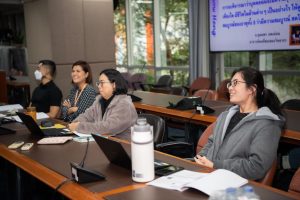 การฝึกอบรม ฝึกอบรม การอบรม อบรม การสัมมนา สัมมนา จัดสัมมนา การสอน สอน วิชา บรรยาย ปฏิบัติ ฝึกปฏิบัติ กิจกรรมกลุ่ม ประชุม ระดมสมอง อภิปราย รายงาน นำเสนอ train training seminar topic course outline proposal group brainstorming workshop discuss discussion content topic syllabus curriculum development วิชา เนื้อหา หัวข้อ รูปแบบ ผู้เข้าอบรม ห้องเรียน ห้องอบรม ห้องประชุม หลักสูตรหัวหน้างาน หลักสูตรพัฒนาหัวหน้างาน หลักสูตรหัวหน้างานยุคใหม่ การบริหาร management หัวหน้างาน supervisor การบังคับบัญชาสำหรับหัวหน้างาน supervisory บทบาทหัวหน้างาน บทบาทและหน้าที่หัวหน้างาน supervisory skill การแก้ปัญหาและตัดสินใจ problem solving problem solving and decision making การบริหารความขัดแย้ง conflict conflict management การเป็นผู้นำ leadership ผู้นำ leader โค้ช coach การสอนงาน coaching การสั่งการ การสั่งงาน directing การมอบหมายงาน delegation การควบคุมงาน controlling การจูงใจ การจูงใจผู้ใต้บังคับบัญชา การจูงใจลูกน้อง motivation การประเมินผลการปฏิบัติงาน performance appraisal การบริหารทรัพยากรบุคคล human resource management งานด้านบุคคล hr human resource การบริหารทรัพยากรมนุษย์ การพัฒนาบุคลากร แผนการฝึกอบรมประจำปี training training road map การรักษาบุคลากร engagement การรักษาคนเก่ง talent retention การคิดอย่างเป็นระบบ systematic thinking การคิดสร้างสรรค์ creative thinking การทำงานเป็นทีม team teamwork การสื่อสาร communication การประสานงาน cooperation การเจรจาต่อรอง negotiation การนำเสนอ present presentation presentation skill presentation technique การวางแผน plan planning การจัดลำดับความสำคัญของงาน priority setting การให้คำปรึกษา counseling การเป็นพี่เลี้ยง พี่เลี้ยง mentor mentoring การสัมภาษณ์พนักงาน interview interviewing ความฉลาดทางอารมณ์ E.Q. e.q. 5ส 5s การเพิ่มผลผลิต productivity การลดต้นทุน cost cost reduction การขาย sales การตลาด marketing การให้บริการ service service mind การบริหารลูกค้าสัมพันธ์ crm customer relationship management การบริหารเชิงกลยุทธ์ strategic management การวางแผนกลยุทธ์ strategic planning การกำหนดตัวชี้วัดในการทำงาน kpi การบริหารเวลา time management โหงวเฮ้ง kaizen บริษัท ไอเดียล อินโนเวชั่น จำกัด ไอเดียลอินโนเวชั่น วิชิต สุรพนานนท์ชัย ดร.วิชิต สุรพนานนท์ชัย วิทยากร อาจารย์ ด๊อกเตอร์ ดร. บริษัทวางระบบองค์กร วางระบบองค์กร วางระบบบริษัท รับวางระบบบริษัท บริษัทวางระบบ การวางระบบบริษัท บริษัทที่ปรึกษา บริษัทวางระบบด้านงานบุคคล ที่ปรึกษา งานที่ปรึกษา ที่ปรึกษาด้าน hr บริษัทที่ปรึกษาด้าน hr ที่ปรึกษา hr ปรึกษา hr ที่ปรึกษางาน hr ที่ปรึกษาด้านทรัพยากรบุคคล บริษัท hr consultant บริษัทที่ปรึกษาด้าน hrd ที่ปรึกษา hrd ปรึกษา hrd ที่ปรึกษางาน hrd บริษัทที่ปรึกษาธุรกิจ บริษัทที่ปรึกษาจำกัด ที่ปรึกษาองค์กร บริษัทรับวางระบบ วางระบบด้านงานบุคคล วางระบบด้านการบริหาร วางระบบด้าน hr งานด้าน hr ผู้เชี่ยวชาญด้าน hr ที่ปรึกษาด้านการขาย วางระบบด้านการขาย ที่ปรึกษาด้านการตลาด วางระบบด้านการตลาด ที่ปรึกษาด้านบัญชี วางระบบด้านบัญชี ที่ปรึกษาด้านการเงิน วางระบบด้านการเงิน ที่ปรึกษาด้านบริการ วางระบบด้านบริการ DeepSeek Gemini ChatGPT