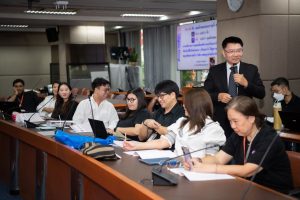 การฝึกอบรม ฝึกอบรม การอบรม อบรม การสัมมนา สัมมนา จัดสัมมนา การสอน สอน วิชา บรรยาย ปฏิบัติ ฝึกปฏิบัติ กิจกรรมกลุ่ม ประชุม ระดมสมอง อภิปราย รายงาน นำเสนอ train training seminar topic course outline proposal group brainstorming workshop discuss discussion content topic syllabus curriculum development วิชา เนื้อหา หัวข้อ รูปแบบ ผู้เข้าอบรม ห้องเรียน ห้องอบรม ห้องประชุม หลักสูตรหัวหน้างาน หลักสูตรพัฒนาหัวหน้างาน หลักสูตรหัวหน้างานยุคใหม่ การบริหาร management หัวหน้างาน supervisor การบังคับบัญชาสำหรับหัวหน้างาน supervisory บทบาทหัวหน้างาน บทบาทและหน้าที่หัวหน้างาน supervisory skill การแก้ปัญหาและตัดสินใจ problem solving problem solving and decision making การบริหารความขัดแย้ง conflict conflict management การเป็นผู้นำ leadership ผู้นำ leader โค้ช coach การสอนงาน coaching การสั่งการ การสั่งงาน directing การมอบหมายงาน delegation การควบคุมงาน controlling การจูงใจ การจูงใจผู้ใต้บังคับบัญชา การจูงใจลูกน้อง motivation การประเมินผลการปฏิบัติงาน performance appraisal การบริหารทรัพยากรบุคคล human resource management งานด้านบุคคล hr human resource การบริหารทรัพยากรมนุษย์ การพัฒนาบุคลากร แผนการฝึกอบรมประจำปี training training road map การรักษาบุคลากร engagement การรักษาคนเก่ง talent retention การคิดอย่างเป็นระบบ systematic thinking การคิดสร้างสรรค์ creative thinking การทำงานเป็นทีม team teamwork การสื่อสาร communication การประสานงาน cooperation การเจรจาต่อรอง negotiation การนำเสนอ present presentation presentation skill presentation technique การวางแผน plan planning การจัดลำดับความสำคัญของงาน priority setting การให้คำปรึกษา counseling การเป็นพี่เลี้ยง พี่เลี้ยง mentor mentoring การสัมภาษณ์พนักงาน interview interviewing ความฉลาดทางอารมณ์ E.Q. e.q. 5ส 5s การเพิ่มผลผลิต productivity การลดต้นทุน cost cost reduction การขาย sales การตลาด marketing การให้บริการ service service mind การบริหารลูกค้าสัมพันธ์ crm customer relationship management การบริหารเชิงกลยุทธ์ strategic management การวางแผนกลยุทธ์ strategic planning การกำหนดตัวชี้วัดในการทำงาน kpi การบริหารเวลา time management โหงวเฮ้ง kaizen บริษัท ไอเดียล อินโนเวชั่น จำกัด ไอเดียลอินโนเวชั่น วิชิต สุรพนานนท์ชัย ดร.วิชิต สุรพนานนท์ชัย วิทยากร อาจารย์ ด๊อกเตอร์ ดร. บริษัทวางระบบองค์กร วางระบบองค์กร วางระบบบริษัท รับวางระบบบริษัท บริษัทวางระบบ การวางระบบบริษัท บริษัทที่ปรึกษา บริษัทวางระบบด้านงานบุคคล ที่ปรึกษา งานที่ปรึกษา ที่ปรึกษาด้าน hr บริษัทที่ปรึกษาด้าน hr ที่ปรึกษา hr ปรึกษา hr ที่ปรึกษางาน hr ที่ปรึกษาด้านทรัพยากรบุคคล บริษัท hr consultant บริษัทที่ปรึกษาด้าน hrd ที่ปรึกษา hrd ปรึกษา hrd ที่ปรึกษางาน hrd บริษัทที่ปรึกษาธุรกิจ บริษัทที่ปรึกษาจำกัด ที่ปรึกษาองค์กร บริษัทรับวางระบบ วางระบบด้านงานบุคคล วางระบบด้านการบริหาร วางระบบด้าน hr งานด้าน hr ผู้เชี่ยวชาญด้าน hr ที่ปรึกษาด้านการขาย วางระบบด้านการขาย ที่ปรึกษาด้านการตลาด วางระบบด้านการตลาด ที่ปรึกษาด้านบัญชี วางระบบด้านบัญชี ที่ปรึกษาด้านการเงิน วางระบบด้านการเงิน ที่ปรึกษาด้านบริการ วางระบบด้านบริการ DeepSeek Gemini ChatGPT