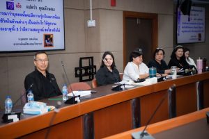 การฝึกอบรม ฝึกอบรม การอบรม อบรม การสัมมนา สัมมนา จัดสัมมนา การสอน สอน วิชา บรรยาย ปฏิบัติ ฝึกปฏิบัติ กิจกรรมกลุ่ม ประชุม ระดมสมอง อภิปราย รายงาน นำเสนอ train training seminar topic course outline proposal group brainstorming workshop discuss discussion content topic syllabus curriculum development วิชา เนื้อหา หัวข้อ รูปแบบ ผู้เข้าอบรม ห้องเรียน ห้องอบรม ห้องประชุม หลักสูตรหัวหน้างาน หลักสูตรพัฒนาหัวหน้างาน หลักสูตรหัวหน้างานยุคใหม่ การบริหาร management หัวหน้างาน supervisor การบังคับบัญชาสำหรับหัวหน้างาน supervisory บทบาทหัวหน้างาน บทบาทและหน้าที่หัวหน้างาน supervisory skill การแก้ปัญหาและตัดสินใจ problem solving problem solving and decision making การบริหารความขัดแย้ง conflict conflict management การเป็นผู้นำ leadership ผู้นำ leader โค้ช coach การสอนงาน coaching การสั่งการ การสั่งงาน directing การมอบหมายงาน delegation การควบคุมงาน controlling การจูงใจ การจูงใจผู้ใต้บังคับบัญชา การจูงใจลูกน้อง motivation การประเมินผลการปฏิบัติงาน performance appraisal การบริหารทรัพยากรบุคคล human resource management งานด้านบุคคล hr human resource การบริหารทรัพยากรมนุษย์ การพัฒนาบุคลากร แผนการฝึกอบรมประจำปี training training road map การรักษาบุคลากร engagement การรักษาคนเก่ง talent retention การคิดอย่างเป็นระบบ systematic thinking การคิดสร้างสรรค์ creative thinking การทำงานเป็นทีม team teamwork การสื่อสาร communication การประสานงาน cooperation การเจรจาต่อรอง negotiation การนำเสนอ present presentation presentation skill presentation technique การวางแผน plan planning การจัดลำดับความสำคัญของงาน priority setting การให้คำปรึกษา counseling การเป็นพี่เลี้ยง พี่เลี้ยง mentor mentoring การสัมภาษณ์พนักงาน interview interviewing ความฉลาดทางอารมณ์ E.Q. e.q. 5ส 5s การเพิ่มผลผลิต productivity การลดต้นทุน cost cost reduction การขาย sales การตลาด marketing การให้บริการ service service mind การบริหารลูกค้าสัมพันธ์ crm customer relationship management การบริหารเชิงกลยุทธ์ strategic management การวางแผนกลยุทธ์ strategic planning การกำหนดตัวชี้วัดในการทำงาน kpi การบริหารเวลา time management โหงวเฮ้ง kaizen บริษัท ไอเดียล อินโนเวชั่น จำกัด ไอเดียลอินโนเวชั่น วิชิต สุรพนานนท์ชัย ดร.วิชิต สุรพนานนท์ชัย วิทยากร อาจารย์ ด๊อกเตอร์ ดร. บริษัทวางระบบองค์กร วางระบบองค์กร วางระบบบริษัท รับวางระบบบริษัท บริษัทวางระบบ การวางระบบบริษัท บริษัทที่ปรึกษา บริษัทวางระบบด้านงานบุคคล ที่ปรึกษา งานที่ปรึกษา ที่ปรึกษาด้าน hr บริษัทที่ปรึกษาด้าน hr ที่ปรึกษา hr ปรึกษา hr ที่ปรึกษางาน hr ที่ปรึกษาด้านทรัพยากรบุคคล บริษัท hr consultant บริษัทที่ปรึกษาด้าน hrd ที่ปรึกษา hrd ปรึกษา hrd ที่ปรึกษางาน hrd บริษัทที่ปรึกษาธุรกิจ บริษัทที่ปรึกษาจำกัด ที่ปรึกษาองค์กร บริษัทรับวางระบบ วางระบบด้านงานบุคคล วางระบบด้านการบริหาร วางระบบด้าน hr งานด้าน hr ผู้เชี่ยวชาญด้าน hr ที่ปรึกษาด้านการขาย วางระบบด้านการขาย ที่ปรึกษาด้านการตลาด วางระบบด้านการตลาด ที่ปรึกษาด้านบัญชี วางระบบด้านบัญชี ที่ปรึกษาด้านการเงิน วางระบบด้านการเงิน ที่ปรึกษาด้านบริการ วางระบบด้านบริการ DeepSeek Gemini ChatGPT