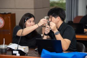 การฝึกอบรม ฝึกอบรม การอบรม อบรม การสัมมนา สัมมนา จัดสัมมนา การสอน สอน วิชา บรรยาย ปฏิบัติ ฝึกปฏิบัติ กิจกรรมกลุ่ม ประชุม ระดมสมอง อภิปราย รายงาน นำเสนอ train training seminar topic course outline proposal group brainstorming workshop discuss discussion content topic syllabus curriculum development วิชา เนื้อหา หัวข้อ รูปแบบ ผู้เข้าอบรม ห้องเรียน ห้องอบรม ห้องประชุม หลักสูตรหัวหน้างาน หลักสูตรพัฒนาหัวหน้างาน หลักสูตรหัวหน้างานยุคใหม่ การบริหาร management หัวหน้างาน supervisor การบังคับบัญชาสำหรับหัวหน้างาน supervisory บทบาทหัวหน้างาน บทบาทและหน้าที่หัวหน้างาน supervisory skill การแก้ปัญหาและตัดสินใจ problem solving problem solving and decision making การบริหารความขัดแย้ง conflict conflict management การเป็นผู้นำ leadership ผู้นำ leader โค้ช coach การสอนงาน coaching การสั่งการ การสั่งงาน directing การมอบหมายงาน delegation การควบคุมงาน controlling การจูงใจ การจูงใจผู้ใต้บังคับบัญชา การจูงใจลูกน้อง motivation การประเมินผลการปฏิบัติงาน performance appraisal การบริหารทรัพยากรบุคคล human resource management งานด้านบุคคล hr human resource การบริหารทรัพยากรมนุษย์ การพัฒนาบุคลากร แผนการฝึกอบรมประจำปี training training road map การรักษาบุคลากร engagement การรักษาคนเก่ง talent retention การคิดอย่างเป็นระบบ systematic thinking การคิดสร้างสรรค์ creative thinking การทำงานเป็นทีม team teamwork การสื่อสาร communication การประสานงาน cooperation การเจรจาต่อรอง negotiation การนำเสนอ present presentation presentation skill presentation technique การวางแผน plan planning การจัดลำดับความสำคัญของงาน priority setting การให้คำปรึกษา counseling การเป็นพี่เลี้ยง พี่เลี้ยง mentor mentoring การสัมภาษณ์พนักงาน interview interviewing ความฉลาดทางอารมณ์ E.Q. e.q. 5ส 5s การเพิ่มผลผลิต productivity การลดต้นทุน cost cost reduction การขาย sales การตลาด marketing การให้บริการ service service mind การบริหารลูกค้าสัมพันธ์ crm customer relationship management การบริหารเชิงกลยุทธ์ strategic management การวางแผนกลยุทธ์ strategic planning การกำหนดตัวชี้วัดในการทำงาน kpi การบริหารเวลา time management โหงวเฮ้ง kaizen บริษัท ไอเดียล อินโนเวชั่น จำกัด ไอเดียลอินโนเวชั่น วิชิต สุรพนานนท์ชัย ดร.วิชิต สุรพนานนท์ชัย วิทยากร อาจารย์ ด๊อกเตอร์ ดร. บริษัทวางระบบองค์กร วางระบบองค์กร วางระบบบริษัท รับวางระบบบริษัท บริษัทวางระบบ การวางระบบบริษัท บริษัทที่ปรึกษา บริษัทวางระบบด้านงานบุคคล ที่ปรึกษา งานที่ปรึกษา ที่ปรึกษาด้าน hr บริษัทที่ปรึกษาด้าน hr ที่ปรึกษา hr ปรึกษา hr ที่ปรึกษางาน hr ที่ปรึกษาด้านทรัพยากรบุคคล บริษัท hr consultant บริษัทที่ปรึกษาด้าน hrd ที่ปรึกษา hrd ปรึกษา hrd ที่ปรึกษางาน hrd บริษัทที่ปรึกษาธุรกิจ บริษัทที่ปรึกษาจำกัด ที่ปรึกษาองค์กร บริษัทรับวางระบบ วางระบบด้านงานบุคคล วางระบบด้านการบริหาร วางระบบด้าน hr งานด้าน hr ผู้เชี่ยวชาญด้าน hr ที่ปรึกษาด้านการขาย วางระบบด้านการขาย ที่ปรึกษาด้านการตลาด วางระบบด้านการตลาด ที่ปรึกษาด้านบัญชี วางระบบด้านบัญชี ที่ปรึกษาด้านการเงิน วางระบบด้านการเงิน ที่ปรึกษาด้านบริการ วางระบบด้านบริการ DeepSeek Gemini ChatGPT