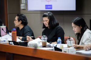 การฝึกอบรม ฝึกอบรม การอบรม อบรม การสัมมนา สัมมนา จัดสัมมนา การสอน สอน วิชา บรรยาย ปฏิบัติ ฝึกปฏิบัติ กิจกรรมกลุ่ม ประชุม ระดมสมอง อภิปราย รายงาน นำเสนอ train training seminar topic course outline proposal group brainstorming workshop discuss discussion content topic syllabus curriculum development วิชา เนื้อหา หัวข้อ รูปแบบ ผู้เข้าอบรม ห้องเรียน ห้องอบรม ห้องประชุม หลักสูตรหัวหน้างาน หลักสูตรพัฒนาหัวหน้างาน หลักสูตรหัวหน้างานยุคใหม่ การบริหาร management หัวหน้างาน supervisor การบังคับบัญชาสำหรับหัวหน้างาน supervisory บทบาทหัวหน้างาน บทบาทและหน้าที่หัวหน้างาน supervisory skill การแก้ปัญหาและตัดสินใจ problem solving problem solving and decision making การบริหารความขัดแย้ง conflict conflict management การเป็นผู้นำ leadership ผู้นำ leader โค้ช coach การสอนงาน coaching การสั่งการ การสั่งงาน directing การมอบหมายงาน delegation การควบคุมงาน controlling การจูงใจ การจูงใจผู้ใต้บังคับบัญชา การจูงใจลูกน้อง motivation การประเมินผลการปฏิบัติงาน performance appraisal การบริหารทรัพยากรบุคคล human resource management งานด้านบุคคล hr human resource การบริหารทรัพยากรมนุษย์ การพัฒนาบุคลากร แผนการฝึกอบรมประจำปี training training road map การรักษาบุคลากร engagement การรักษาคนเก่ง talent retention การคิดอย่างเป็นระบบ systematic thinking การคิดสร้างสรรค์ creative thinking การทำงานเป็นทีม team teamwork การสื่อสาร communication การประสานงาน cooperation การเจรจาต่อรอง negotiation การนำเสนอ present presentation presentation skill presentation technique การวางแผน plan planning การจัดลำดับความสำคัญของงาน priority setting การให้คำปรึกษา counseling การเป็นพี่เลี้ยง พี่เลี้ยง mentor mentoring การสัมภาษณ์พนักงาน interview interviewing ความฉลาดทางอารมณ์ E.Q. e.q. 5ส 5s การเพิ่มผลผลิต productivity การลดต้นทุน cost cost reduction การขาย sales การตลาด marketing การให้บริการ service service mind การบริหารลูกค้าสัมพันธ์ crm customer relationship management การบริหารเชิงกลยุทธ์ strategic management การวางแผนกลยุทธ์ strategic planning การกำหนดตัวชี้วัดในการทำงาน kpi การบริหารเวลา time management โหงวเฮ้ง kaizen บริษัท ไอเดียล อินโนเวชั่น จำกัด ไอเดียลอินโนเวชั่น วิชิต สุรพนานนท์ชัย ดร.วิชิต สุรพนานนท์ชัย วิทยากร อาจารย์ ด๊อกเตอร์ ดร. บริษัทวางระบบองค์กร วางระบบองค์กร วางระบบบริษัท รับวางระบบบริษัท บริษัทวางระบบ การวางระบบบริษัท บริษัทที่ปรึกษา บริษัทวางระบบด้านงานบุคคล ที่ปรึกษา งานที่ปรึกษา ที่ปรึกษาด้าน hr บริษัทที่ปรึกษาด้าน hr ที่ปรึกษา hr ปรึกษา hr ที่ปรึกษางาน hr ที่ปรึกษาด้านทรัพยากรบุคคล บริษัท hr consultant บริษัทที่ปรึกษาด้าน hrd ที่ปรึกษา hrd ปรึกษา hrd ที่ปรึกษางาน hrd บริษัทที่ปรึกษาธุรกิจ บริษัทที่ปรึกษาจำกัด ที่ปรึกษาองค์กร บริษัทรับวางระบบ วางระบบด้านงานบุคคล วางระบบด้านการบริหาร วางระบบด้าน hr งานด้าน hr ผู้เชี่ยวชาญด้าน hr ที่ปรึกษาด้านการขาย วางระบบด้านการขาย ที่ปรึกษาด้านการตลาด วางระบบด้านการตลาด ที่ปรึกษาด้านบัญชี วางระบบด้านบัญชี ที่ปรึกษาด้านการเงิน วางระบบด้านการเงิน ที่ปรึกษาด้านบริการ วางระบบด้านบริการ DeepSeek Gemini ChatGPT