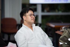 การฝึกอบรม ฝึกอบรม การอบรม อบรม การสัมมนา สัมมนา จัดสัมมนา การสอน สอน วิชา บรรยาย ปฏิบัติ ฝึกปฏิบัติ กิจกรรมกลุ่ม ประชุม ระดมสมอง อภิปราย รายงาน นำเสนอ train training seminar topic course outline proposal group brainstorming workshop discuss discussion content topic syllabus curriculum development วิชา เนื้อหา หัวข้อ รูปแบบ ผู้เข้าอบรม ห้องเรียน ห้องอบรม ห้องประชุม หลักสูตรหัวหน้างาน หลักสูตรพัฒนาหัวหน้างาน หลักสูตรหัวหน้างานยุคใหม่ การบริหาร management หัวหน้างาน supervisor การบังคับบัญชาสำหรับหัวหน้างาน supervisory บทบาทหัวหน้างาน บทบาทและหน้าที่หัวหน้างาน supervisory skill การแก้ปัญหาและตัดสินใจ problem solving problem solving and decision making การบริหารความขัดแย้ง conflict conflict management การเป็นผู้นำ leadership ผู้นำ leader โค้ช coach การสอนงาน coaching การสั่งการ การสั่งงาน directing การมอบหมายงาน delegation การควบคุมงาน controlling การจูงใจ การจูงใจผู้ใต้บังคับบัญชา การจูงใจลูกน้อง motivation การประเมินผลการปฏิบัติงาน performance appraisal การบริหารทรัพยากรบุคคล human resource management งานด้านบุคคล hr human resource การบริหารทรัพยากรมนุษย์ การพัฒนาบุคลากร แผนการฝึกอบรมประจำปี training training road map การรักษาบุคลากร engagement การรักษาคนเก่ง talent retention การคิดอย่างเป็นระบบ systematic thinking การคิดสร้างสรรค์ creative thinking การทำงานเป็นทีม team teamwork การสื่อสาร communication การประสานงาน cooperation การเจรจาต่อรอง negotiation การนำเสนอ present presentation presentation skill presentation technique การวางแผน plan planning การจัดลำดับความสำคัญของงาน priority setting การให้คำปรึกษา counseling การเป็นพี่เลี้ยง พี่เลี้ยง mentor mentoring การสัมภาษณ์พนักงาน interview interviewing ความฉลาดทางอารมณ์ E.Q. e.q. 5ส 5s การเพิ่มผลผลิต productivity การลดต้นทุน cost cost reduction การขาย sales การตลาด marketing การให้บริการ service service mind การบริหารลูกค้าสัมพันธ์ crm customer relationship management การบริหารเชิงกลยุทธ์ strategic management การวางแผนกลยุทธ์ strategic planning การกำหนดตัวชี้วัดในการทำงาน kpi การบริหารเวลา time management โหงวเฮ้ง kaizen บริษัท ไอเดียล อินโนเวชั่น จำกัด ไอเดียลอินโนเวชั่น วิชิต สุรพนานนท์ชัย ดร.วิชิต สุรพนานนท์ชัย วิทยากร อาจารย์ ด๊อกเตอร์ ดร. บริษัทวางระบบองค์กร วางระบบองค์กร วางระบบบริษัท รับวางระบบบริษัท บริษัทวางระบบ การวางระบบบริษัท บริษัทที่ปรึกษา บริษัทวางระบบด้านงานบุคคล ที่ปรึกษา งานที่ปรึกษา ที่ปรึกษาด้าน hr บริษัทที่ปรึกษาด้าน hr ที่ปรึกษา hr ปรึกษา hr ที่ปรึกษางาน hr ที่ปรึกษาด้านทรัพยากรบุคคล บริษัท hr consultant บริษัทที่ปรึกษาด้าน hrd ที่ปรึกษา hrd ปรึกษา hrd ที่ปรึกษางาน hrd บริษัทที่ปรึกษาธุรกิจ บริษัทที่ปรึกษาจำกัด ที่ปรึกษาองค์กร บริษัทรับวางระบบ วางระบบด้านงานบุคคล วางระบบด้านการบริหาร วางระบบด้าน hr งานด้าน hr ผู้เชี่ยวชาญด้าน hr ที่ปรึกษาด้านการขาย วางระบบด้านการขาย ที่ปรึกษาด้านการตลาด วางระบบด้านการตลาด ที่ปรึกษาด้านบัญชี วางระบบด้านบัญชี ที่ปรึกษาด้านการเงิน วางระบบด้านการเงิน ที่ปรึกษาด้านบริการ วางระบบด้านบริการ DeepSeek Gemini ChatGPT