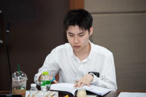 การฝึกอบรม ฝึกอบรม การอบรม อบรม การสัมมนา สัมมนา จัดสัมมนา การสอน สอน วิชา บรรยาย ปฏิบัติ ฝึกปฏิบัติ กิจกรรมกลุ่ม ประชุม ระดมสมอง อภิปราย รายงาน นำเสนอ train training seminar topic course outline proposal group brainstorming workshop discuss discussion content topic syllabus curriculum development วิชา เนื้อหา หัวข้อ รูปแบบ ผู้เข้าอบรม ห้องเรียน ห้องอบรม ห้องประชุม หลักสูตรหัวหน้างาน หลักสูตรพัฒนาหัวหน้างาน หลักสูตรหัวหน้างานยุคใหม่ การบริหาร management หัวหน้างาน supervisor การบังคับบัญชาสำหรับหัวหน้างาน supervisory บทบาทหัวหน้างาน บทบาทและหน้าที่หัวหน้างาน supervisory skill การแก้ปัญหาและตัดสินใจ problem solving problem solving and decision making การบริหารความขัดแย้ง conflict conflict management การเป็นผู้นำ leadership ผู้นำ leader โค้ช coach การสอนงาน coaching การสั่งการ การสั่งงาน directing การมอบหมายงาน delegation การควบคุมงาน controlling การจูงใจ การจูงใจผู้ใต้บังคับบัญชา การจูงใจลูกน้อง motivation การประเมินผลการปฏิบัติงาน performance appraisal การบริหารทรัพยากรบุคคล human resource management งานด้านบุคคล hr human resource การบริหารทรัพยากรมนุษย์ การพัฒนาบุคลากร แผนการฝึกอบรมประจำปี training training road map การรักษาบุคลากร engagement การรักษาคนเก่ง talent retention การคิดอย่างเป็นระบบ systematic thinking การคิดสร้างสรรค์ creative thinking การทำงานเป็นทีม team teamwork การสื่อสาร communication การประสานงาน cooperation การเจรจาต่อรอง negotiation การนำเสนอ present presentation presentation skill presentation technique การวางแผน plan planning การจัดลำดับความสำคัญของงาน priority setting การให้คำปรึกษา counseling การเป็นพี่เลี้ยง พี่เลี้ยง mentor mentoring การสัมภาษณ์พนักงาน interview interviewing ความฉลาดทางอารมณ์ E.Q. e.q. 5ส 5s การเพิ่มผลผลิต productivity การลดต้นทุน cost cost reduction การขาย sales การตลาด marketing การให้บริการ service service mind การบริหารลูกค้าสัมพันธ์ crm customer relationship management การบริหารเชิงกลยุทธ์ strategic management การวางแผนกลยุทธ์ strategic planning การกำหนดตัวชี้วัดในการทำงาน kpi การบริหารเวลา time management โหงวเฮ้ง kaizen บริษัท ไอเดียล อินโนเวชั่น จำกัด ไอเดียลอินโนเวชั่น วิชิต สุรพนานนท์ชัย ดร.วิชิต สุรพนานนท์ชัย วิทยากร อาจารย์ ด๊อกเตอร์ ดร. บริษัทวางระบบองค์กร วางระบบองค์กร วางระบบบริษัท รับวางระบบบริษัท บริษัทวางระบบ การวางระบบบริษัท บริษัทที่ปรึกษา บริษัทวางระบบด้านงานบุคคล ที่ปรึกษา งานที่ปรึกษา ที่ปรึกษาด้าน hr บริษัทที่ปรึกษาด้าน hr ที่ปรึกษา hr ปรึกษา hr ที่ปรึกษางาน hr ที่ปรึกษาด้านทรัพยากรบุคคล บริษัท hr consultant บริษัทที่ปรึกษาด้าน hrd ที่ปรึกษา hrd ปรึกษา hrd ที่ปรึกษางาน hrd บริษัทที่ปรึกษาธุรกิจ บริษัทที่ปรึกษาจำกัด ที่ปรึกษาองค์กร บริษัทรับวางระบบ วางระบบด้านงานบุคคล วางระบบด้านการบริหาร วางระบบด้าน hr งานด้าน hr ผู้เชี่ยวชาญด้าน hr ที่ปรึกษาด้านการขาย วางระบบด้านการขาย ที่ปรึกษาด้านการตลาด วางระบบด้านการตลาด ที่ปรึกษาด้านบัญชี วางระบบด้านบัญชี ที่ปรึกษาด้านการเงิน วางระบบด้านการเงิน ที่ปรึกษาด้านบริการ วางระบบด้านบริการ DeepSeek Gemini ChatGPT