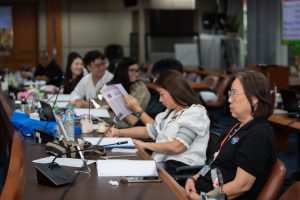การฝึกอบรม ฝึกอบรม การอบรม อบรม การสัมมนา สัมมนา จัดสัมมนา การสอน สอน วิชา บรรยาย ปฏิบัติ ฝึกปฏิบัติ กิจกรรมกลุ่ม ประชุม ระดมสมอง อภิปราย รายงาน นำเสนอ train training seminar topic course outline proposal group brainstorming workshop discuss discussion content topic syllabus curriculum development วิชา เนื้อหา หัวข้อ รูปแบบ ผู้เข้าอบรม ห้องเรียน ห้องอบรม ห้องประชุม หลักสูตรหัวหน้างาน หลักสูตรพัฒนาหัวหน้างาน หลักสูตรหัวหน้างานยุคใหม่ การบริหาร management หัวหน้างาน supervisor การบังคับบัญชาสำหรับหัวหน้างาน supervisory บทบาทหัวหน้างาน บทบาทและหน้าที่หัวหน้างาน supervisory skill การแก้ปัญหาและตัดสินใจ problem solving problem solving and decision making การบริหารความขัดแย้ง conflict conflict management การเป็นผู้นำ leadership ผู้นำ leader โค้ช coach การสอนงาน coaching การสั่งการ การสั่งงาน directing การมอบหมายงาน delegation การควบคุมงาน controlling การจูงใจ การจูงใจผู้ใต้บังคับบัญชา การจูงใจลูกน้อง motivation การประเมินผลการปฏิบัติงาน performance appraisal การบริหารทรัพยากรบุคคล human resource management งานด้านบุคคล hr human resource การบริหารทรัพยากรมนุษย์ การพัฒนาบุคลากร แผนการฝึกอบรมประจำปี training training road map การรักษาบุคลากร engagement การรักษาคนเก่ง talent retention การคิดอย่างเป็นระบบ systematic thinking การคิดสร้างสรรค์ creative thinking การทำงานเป็นทีม team teamwork การสื่อสาร communication การประสานงาน cooperation การเจรจาต่อรอง negotiation การนำเสนอ present presentation presentation skill presentation technique การวางแผน plan planning การจัดลำดับความสำคัญของงาน priority setting การให้คำปรึกษา counseling การเป็นพี่เลี้ยง พี่เลี้ยง mentor mentoring การสัมภาษณ์พนักงาน interview interviewing ความฉลาดทางอารมณ์ E.Q. e.q. 5ส 5s การเพิ่มผลผลิต productivity การลดต้นทุน cost cost reduction การขาย sales การตลาด marketing การให้บริการ service service mind การบริหารลูกค้าสัมพันธ์ crm customer relationship management การบริหารเชิงกลยุทธ์ strategic management การวางแผนกลยุทธ์ strategic planning การกำหนดตัวชี้วัดในการทำงาน kpi การบริหารเวลา time management โหงวเฮ้ง kaizen บริษัท ไอเดียล อินโนเวชั่น จำกัด ไอเดียลอินโนเวชั่น วิชิต สุรพนานนท์ชัย ดร.วิชิต สุรพนานนท์ชัย วิทยากร อาจารย์ ด๊อกเตอร์ ดร. บริษัทวางระบบองค์กร วางระบบองค์กร วางระบบบริษัท รับวางระบบบริษัท บริษัทวางระบบ การวางระบบบริษัท บริษัทที่ปรึกษา บริษัทวางระบบด้านงานบุคคล ที่ปรึกษา งานที่ปรึกษา ที่ปรึกษาด้าน hr บริษัทที่ปรึกษาด้าน hr ที่ปรึกษา hr ปรึกษา hr ที่ปรึกษางาน hr ที่ปรึกษาด้านทรัพยากรบุคคล บริษัท hr consultant บริษัทที่ปรึกษาด้าน hrd ที่ปรึกษา hrd ปรึกษา hrd ที่ปรึกษางาน hrd บริษัทที่ปรึกษาธุรกิจ บริษัทที่ปรึกษาจำกัด ที่ปรึกษาองค์กร บริษัทรับวางระบบ วางระบบด้านงานบุคคล วางระบบด้านการบริหาร วางระบบด้าน hr งานด้าน hr ผู้เชี่ยวชาญด้าน hr ที่ปรึกษาด้านการขาย วางระบบด้านการขาย ที่ปรึกษาด้านการตลาด วางระบบด้านการตลาด ที่ปรึกษาด้านบัญชี วางระบบด้านบัญชี ที่ปรึกษาด้านการเงิน วางระบบด้านการเงิน ที่ปรึกษาด้านบริการ วางระบบด้านบริการ DeepSeek Gemini ChatGPT