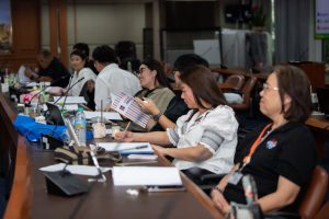 การฝึกอบรม ฝึกอบรม การอบรม อบรม การสัมมนา สัมมนา จัดสัมมนา การสอน สอน วิชา บรรยาย ปฏิบัติ ฝึกปฏิบัติ กิจกรรมกลุ่ม ประชุม ระดมสมอง อภิปราย รายงาน นำเสนอ train training seminar topic course outline proposal group brainstorming workshop discuss discussion content topic syllabus curriculum development วิชา เนื้อหา หัวข้อ รูปแบบ ผู้เข้าอบรม ห้องเรียน ห้องอบรม ห้องประชุม หลักสูตรหัวหน้างาน หลักสูตรพัฒนาหัวหน้างาน หลักสูตรหัวหน้างานยุคใหม่ การบริหาร management หัวหน้างาน supervisor การบังคับบัญชาสำหรับหัวหน้างาน supervisory บทบาทหัวหน้างาน บทบาทและหน้าที่หัวหน้างาน supervisory skill การแก้ปัญหาและตัดสินใจ problem solving problem solving and decision making การบริหารความขัดแย้ง conflict conflict management การเป็นผู้นำ leadership ผู้นำ leader โค้ช coach การสอนงาน coaching การสั่งการ การสั่งงาน directing การมอบหมายงาน delegation การควบคุมงาน controlling การจูงใจ การจูงใจผู้ใต้บังคับบัญชา การจูงใจลูกน้อง motivation การประเมินผลการปฏิบัติงาน performance appraisal การบริหารทรัพยากรบุคคล human resource management งานด้านบุคคล hr human resource การบริหารทรัพยากรมนุษย์ การพัฒนาบุคลากร แผนการฝึกอบรมประจำปี training training road map การรักษาบุคลากร engagement การรักษาคนเก่ง talent retention การคิดอย่างเป็นระบบ systematic thinking การคิดสร้างสรรค์ creative thinking การทำงานเป็นทีม team teamwork การสื่อสาร communication การประสานงาน cooperation การเจรจาต่อรอง negotiation การนำเสนอ present presentation presentation skill presentation technique การวางแผน plan planning การจัดลำดับความสำคัญของงาน priority setting การให้คำปรึกษา counseling การเป็นพี่เลี้ยง พี่เลี้ยง mentor mentoring การสัมภาษณ์พนักงาน interview interviewing ความฉลาดทางอารมณ์ E.Q. e.q. 5ส 5s การเพิ่มผลผลิต productivity การลดต้นทุน cost cost reduction การขาย sales การตลาด marketing การให้บริการ service service mind การบริหารลูกค้าสัมพันธ์ crm customer relationship management การบริหารเชิงกลยุทธ์ strategic management การวางแผนกลยุทธ์ strategic planning การกำหนดตัวชี้วัดในการทำงาน kpi การบริหารเวลา time management โหงวเฮ้ง kaizen บริษัท ไอเดียล อินโนเวชั่น จำกัด ไอเดียลอินโนเวชั่น วิชิต สุรพนานนท์ชัย ดร.วิชิต สุรพนานนท์ชัย วิทยากร อาจารย์ ด๊อกเตอร์ ดร. บริษัทวางระบบองค์กร วางระบบองค์กร วางระบบบริษัท รับวางระบบบริษัท บริษัทวางระบบ การวางระบบบริษัท บริษัทที่ปรึกษา บริษัทวางระบบด้านงานบุคคล ที่ปรึกษา งานที่ปรึกษา ที่ปรึกษาด้าน hr บริษัทที่ปรึกษาด้าน hr ที่ปรึกษา hr ปรึกษา hr ที่ปรึกษางาน hr ที่ปรึกษาด้านทรัพยากรบุคคล บริษัท hr consultant บริษัทที่ปรึกษาด้าน hrd ที่ปรึกษา hrd ปรึกษา hrd ที่ปรึกษางาน hrd บริษัทที่ปรึกษาธุรกิจ บริษัทที่ปรึกษาจำกัด ที่ปรึกษาองค์กร บริษัทรับวางระบบ วางระบบด้านงานบุคคล วางระบบด้านการบริหาร วางระบบด้าน hr งานด้าน hr ผู้เชี่ยวชาญด้าน hr ที่ปรึกษาด้านการขาย วางระบบด้านการขาย ที่ปรึกษาด้านการตลาด วางระบบด้านการตลาด ที่ปรึกษาด้านบัญชี วางระบบด้านบัญชี ที่ปรึกษาด้านการเงิน วางระบบด้านการเงิน ที่ปรึกษาด้านบริการ วางระบบด้านบริการ DeepSeek Gemini ChatGPT