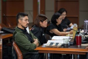 การฝึกอบรม ฝึกอบรม การอบรม อบรม การสัมมนา สัมมนา จัดสัมมนา การสอน สอน วิชา บรรยาย ปฏิบัติ ฝึกปฏิบัติ กิจกรรมกลุ่ม ประชุม ระดมสมอง อภิปราย รายงาน นำเสนอ train training seminar topic course outline proposal group brainstorming workshop discuss discussion content topic syllabus curriculum development วิชา เนื้อหา หัวข้อ รูปแบบ ผู้เข้าอบรม ห้องเรียน ห้องอบรม ห้องประชุม หลักสูตรหัวหน้างาน หลักสูตรพัฒนาหัวหน้างาน หลักสูตรหัวหน้างานยุคใหม่ การบริหาร management หัวหน้างาน supervisor การบังคับบัญชาสำหรับหัวหน้างาน supervisory บทบาทหัวหน้างาน บทบาทและหน้าที่หัวหน้างาน supervisory skill การแก้ปัญหาและตัดสินใจ problem solving problem solving and decision making การบริหารความขัดแย้ง conflict conflict management การเป็นผู้นำ leadership ผู้นำ leader โค้ช coach การสอนงาน coaching การสั่งการ การสั่งงาน directing การมอบหมายงาน delegation การควบคุมงาน controlling การจูงใจ การจูงใจผู้ใต้บังคับบัญชา การจูงใจลูกน้อง motivation การประเมินผลการปฏิบัติงาน performance appraisal การบริหารทรัพยากรบุคคล human resource management งานด้านบุคคล hr human resource การบริหารทรัพยากรมนุษย์ การพัฒนาบุคลากร แผนการฝึกอบรมประจำปี training training road map การรักษาบุคลากร engagement การรักษาคนเก่ง talent retention การคิดอย่างเป็นระบบ systematic thinking การคิดสร้างสรรค์ creative thinking การทำงานเป็นทีม team teamwork การสื่อสาร communication การประสานงาน cooperation การเจรจาต่อรอง negotiation การนำเสนอ present presentation presentation skill presentation technique การวางแผน plan planning การจัดลำดับความสำคัญของงาน priority setting การให้คำปรึกษา counseling การเป็นพี่เลี้ยง พี่เลี้ยง mentor mentoring การสัมภาษณ์พนักงาน interview interviewing ความฉลาดทางอารมณ์ E.Q. e.q. 5ส 5s การเพิ่มผลผลิต productivity การลดต้นทุน cost cost reduction การขาย sales การตลาด marketing การให้บริการ service service mind การบริหารลูกค้าสัมพันธ์ crm customer relationship management การบริหารเชิงกลยุทธ์ strategic management การวางแผนกลยุทธ์ strategic planning การกำหนดตัวชี้วัดในการทำงาน kpi การบริหารเวลา time management โหงวเฮ้ง kaizen บริษัท ไอเดียล อินโนเวชั่น จำกัด ไอเดียลอินโนเวชั่น วิชิต สุรพนานนท์ชัย ดร.วิชิต สุรพนานนท์ชัย วิทยากร อาจารย์ ด๊อกเตอร์ ดร. บริษัทวางระบบองค์กร วางระบบองค์กร วางระบบบริษัท รับวางระบบบริษัท บริษัทวางระบบ การวางระบบบริษัท บริษัทที่ปรึกษา บริษัทวางระบบด้านงานบุคคล ที่ปรึกษา งานที่ปรึกษา ที่ปรึกษาด้าน hr บริษัทที่ปรึกษาด้าน hr ที่ปรึกษา hr ปรึกษา hr ที่ปรึกษางาน hr ที่ปรึกษาด้านทรัพยากรบุคคล บริษัท hr consultant บริษัทที่ปรึกษาด้าน hrd ที่ปรึกษา hrd ปรึกษา hrd ที่ปรึกษางาน hrd บริษัทที่ปรึกษาธุรกิจ บริษัทที่ปรึกษาจำกัด ที่ปรึกษาองค์กร บริษัทรับวางระบบ วางระบบด้านงานบุคคล วางระบบด้านการบริหาร วางระบบด้าน hr งานด้าน hr ผู้เชี่ยวชาญด้าน hr ที่ปรึกษาด้านการขาย วางระบบด้านการขาย ที่ปรึกษาด้านการตลาด วางระบบด้านการตลาด ที่ปรึกษาด้านบัญชี วางระบบด้านบัญชี ที่ปรึกษาด้านการเงิน วางระบบด้านการเงิน ที่ปรึกษาด้านบริการ วางระบบด้านบริการ DeepSeek Gemini ChatGPT