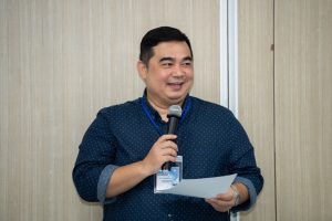 การฝึกอบรม ฝึกอบรม การอบรม อบรม การสัมมนา สัมมนา จัดสัมมนา การสอน สอน วิชา บรรยาย ปฏิบัติ ฝึกปฏิบัติ กิจกรรมกลุ่ม ประชุม ระดมสมอง อภิปราย รายงาน นำเสนอ train training seminar topic course outline proposal group brainstorming workshop discuss discussion content topic syllabus curriculum development วิชา เนื้อหา หัวข้อ รูปแบบ ผู้เข้าอบรม ห้องเรียน ห้องอบรม ห้องประชุม หลักสูตรหัวหน้างาน หลักสูตรพัฒนาหัวหน้างาน หลักสูตรหัวหน้างานยุคใหม่ การบริหาร management หัวหน้างาน supervisor การบังคับบัญชาสำหรับหัวหน้างาน supervisory บทบาทหัวหน้างาน บทบาทและหน้าที่หัวหน้างาน supervisory skill การแก้ปัญหาและตัดสินใจ problem solving problem solving and decision making การบริหารความขัดแย้ง conflict conflict management การเป็นผู้นำ leadership ผู้นำ leader โค้ช coach การสอนงาน coaching การสั่งการ การสั่งงาน directing การมอบหมายงาน delegation การควบคุมงาน controlling การจูงใจ การจูงใจผู้ใต้บังคับบัญชา การจูงใจลูกน้อง motivation การประเมินผลการปฏิบัติงาน performance appraisal การบริหารทรัพยากรบุคคล human resource management งานด้านบุคคล hr human resource การบริหารทรัพยากรมนุษย์ การพัฒนาบุคลากร แผนการฝึกอบรมประจำปี training training road map การรักษาบุคลากร engagement การรักษาคนเก่ง talent retention การคิดอย่างเป็นระบบ systematic thinking การคิดสร้างสรรค์ creative thinking การทำงานเป็นทีม team teamwork การสื่อสาร communication การประสานงาน cooperation การเจรจาต่อรอง negotiation การนำเสนอ present presentation presentation skill presentation technique การวางแผน plan planning การจัดลำดับความสำคัญของงาน priority setting การให้คำปรึกษา counseling การเป็นพี่เลี้ยง พี่เลี้ยง mentor mentoring การสัมภาษณ์พนักงาน interview interviewing ความฉลาดทางอารมณ์ E.Q. e.q. 5ส 5s การเพิ่มผลผลิต productivity การลดต้นทุน cost cost reduction การขาย sales การตลาด marketing การให้บริการ service service mind การบริหารลูกค้าสัมพันธ์ crm customer relationship management การบริหารเชิงกลยุทธ์ strategic management การวางแผนกลยุทธ์ strategic planning การกำหนดตัวชี้วัดในการทำงาน kpi การบริหารเวลา time management โหงวเฮ้ง kaizen บริษัท ไอเดียล อินโนเวชั่น จำกัด ไอเดียลอินโนเวชั่น วิชิต สุรพนานนท์ชัย ดร.วิชิต สุรพนานนท์ชัย วิทยากร อาจารย์ ด๊อกเตอร์ ดร. บริษัทวางระบบองค์กร วางระบบองค์กร วางระบบบริษัท รับวางระบบบริษัท บริษัทวางระบบ การวางระบบบริษัท บริษัทที่ปรึกษา บริษัทวางระบบด้านงานบุคคล ที่ปรึกษา งานที่ปรึกษา ที่ปรึกษาด้าน hr บริษัทที่ปรึกษาด้าน hr ที่ปรึกษา hr ปรึกษา hr ที่ปรึกษางาน hr ที่ปรึกษาด้านทรัพยากรบุคคล บริษัท hr consultant บริษัทที่ปรึกษาด้าน hrd ที่ปรึกษา hrd ปรึกษา hrd ที่ปรึกษางาน hrd บริษัทที่ปรึกษาธุรกิจ บริษัทที่ปรึกษาจำกัด ที่ปรึกษาองค์กร บริษัทรับวางระบบ วางระบบด้านงานบุคคล วางระบบด้านการบริหาร วางระบบด้าน hr งานด้าน hr ผู้เชี่ยวชาญด้าน hr ที่ปรึกษาด้านการขาย วางระบบด้านการขาย ที่ปรึกษาด้านการตลาด วางระบบด้านการตลาด ที่ปรึกษาด้านบัญชี วางระบบด้านบัญชี ที่ปรึกษาด้านการเงิน วางระบบด้านการเงิน ที่ปรึกษาด้านบริการ วางระบบด้านบริการ DeepSeek Gemini ChatGPT