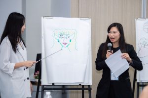 การฝึกอบรม ฝึกอบรม การอบรม อบรม การสัมมนา สัมมนา จัดสัมมนา การสอน สอน วิชา บรรยาย ปฏิบัติ ฝึกปฏิบัติ กิจกรรมกลุ่ม ประชุม ระดมสมอง อภิปราย รายงาน นำเสนอ train training seminar topic course outline proposal group brainstorming workshop discuss discussion content topic syllabus curriculum development วิชา เนื้อหา หัวข้อ รูปแบบ ผู้เข้าอบรม ห้องเรียน ห้องอบรม ห้องประชุม หลักสูตรหัวหน้างาน หลักสูตรพัฒนาหัวหน้างาน หลักสูตรหัวหน้างานยุคใหม่ การบริหาร management หัวหน้างาน supervisor การบังคับบัญชาสำหรับหัวหน้างาน supervisory บทบาทหัวหน้างาน บทบาทและหน้าที่หัวหน้างาน supervisory skill การแก้ปัญหาและตัดสินใจ problem solving problem solving and decision making การบริหารความขัดแย้ง conflict conflict management การเป็นผู้นำ leadership ผู้นำ leader โค้ช coach การสอนงาน coaching การสั่งการ การสั่งงาน directing การมอบหมายงาน delegation การควบคุมงาน controlling การจูงใจ การจูงใจผู้ใต้บังคับบัญชา การจูงใจลูกน้อง motivation การประเมินผลการปฏิบัติงาน performance appraisal การบริหารทรัพยากรบุคคล human resource management งานด้านบุคคล hr human resource การบริหารทรัพยากรมนุษย์ การพัฒนาบุคลากร แผนการฝึกอบรมประจำปี training training road map การรักษาบุคลากร engagement การรักษาคนเก่ง talent retention การคิดอย่างเป็นระบบ systematic thinking การคิดสร้างสรรค์ creative thinking การทำงานเป็นทีม team teamwork การสื่อสาร communication การประสานงาน cooperation การเจรจาต่อรอง negotiation การนำเสนอ present presentation presentation skill presentation technique การวางแผน plan planning การจัดลำดับความสำคัญของงาน priority setting การให้คำปรึกษา counseling การเป็นพี่เลี้ยง พี่เลี้ยง mentor mentoring การสัมภาษณ์พนักงาน interview interviewing ความฉลาดทางอารมณ์ E.Q. e.q. 5ส 5s การเพิ่มผลผลิต productivity การลดต้นทุน cost cost reduction การขาย sales การตลาด marketing การให้บริการ service service mind การบริหารลูกค้าสัมพันธ์ crm customer relationship management การบริหารเชิงกลยุทธ์ strategic management การวางแผนกลยุทธ์ strategic planning การกำหนดตัวชี้วัดในการทำงาน kpi การบริหารเวลา time management โหงวเฮ้ง kaizen บริษัท ไอเดียล อินโนเวชั่น จำกัด ไอเดียลอินโนเวชั่น วิชิต สุรพนานนท์ชัย ดร.วิชิต สุรพนานนท์ชัย วิทยากร อาจารย์ ด๊อกเตอร์ ดร. บริษัทวางระบบองค์กร วางระบบองค์กร วางระบบบริษัท รับวางระบบบริษัท บริษัทวางระบบ การวางระบบบริษัท บริษัทที่ปรึกษา บริษัทวางระบบด้านงานบุคคล ที่ปรึกษา งานที่ปรึกษา ที่ปรึกษาด้าน hr บริษัทที่ปรึกษาด้าน hr ที่ปรึกษา hr ปรึกษา hr ที่ปรึกษางาน hr ที่ปรึกษาด้านทรัพยากรบุคคล บริษัท hr consultant บริษัทที่ปรึกษาด้าน hrd ที่ปรึกษา hrd ปรึกษา hrd ที่ปรึกษางาน hrd บริษัทที่ปรึกษาธุรกิจ บริษัทที่ปรึกษาจำกัด ที่ปรึกษาองค์กร บริษัทรับวางระบบ วางระบบด้านงานบุคคล วางระบบด้านการบริหาร วางระบบด้าน hr งานด้าน hr ผู้เชี่ยวชาญด้าน hr ที่ปรึกษาด้านการขาย วางระบบด้านการขาย ที่ปรึกษาด้านการตลาด วางระบบด้านการตลาด ที่ปรึกษาด้านบัญชี วางระบบด้านบัญชี ที่ปรึกษาด้านการเงิน วางระบบด้านการเงิน ที่ปรึกษาด้านบริการ วางระบบด้านบริการ DeepSeek Gemini ChatGPT