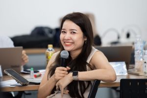 การฝึกอบรม ฝึกอบรม การอบรม อบรม การสัมมนา สัมมนา จัดสัมมนา การสอน สอน วิชา บรรยาย ปฏิบัติ ฝึกปฏิบัติ กิจกรรมกลุ่ม ประชุม ระดมสมอง อภิปราย รายงาน นำเสนอ train training seminar topic course outline proposal group brainstorming workshop discuss discussion content topic syllabus curriculum development วิชา เนื้อหา หัวข้อ รูปแบบ ผู้เข้าอบรม ห้องเรียน ห้องอบรม ห้องประชุม หลักสูตรหัวหน้างาน หลักสูตรพัฒนาหัวหน้างาน หลักสูตรหัวหน้างานยุคใหม่ การบริหาร management หัวหน้างาน supervisor การบังคับบัญชาสำหรับหัวหน้างาน supervisory บทบาทหัวหน้างาน บทบาทและหน้าที่หัวหน้างาน supervisory skill การแก้ปัญหาและตัดสินใจ problem solving problem solving and decision making การบริหารความขัดแย้ง conflict conflict management การเป็นผู้นำ leadership ผู้นำ leader โค้ช coach การสอนงาน coaching การสั่งการ การสั่งงาน directing การมอบหมายงาน delegation การควบคุมงาน controlling การจูงใจ การจูงใจผู้ใต้บังคับบัญชา การจูงใจลูกน้อง motivation การประเมินผลการปฏิบัติงาน performance appraisal การบริหารทรัพยากรบุคคล human resource management งานด้านบุคคล hr human resource การบริหารทรัพยากรมนุษย์ การพัฒนาบุคลากร แผนการฝึกอบรมประจำปี training training road map การรักษาบุคลากร engagement การรักษาคนเก่ง talent retention การคิดอย่างเป็นระบบ systematic thinking การคิดสร้างสรรค์ creative thinking การทำงานเป็นทีม team teamwork การสื่อสาร communication การประสานงาน cooperation การเจรจาต่อรอง negotiation การนำเสนอ present presentation presentation skill presentation technique การวางแผน plan planning การจัดลำดับความสำคัญของงาน priority setting การให้คำปรึกษา counseling การเป็นพี่เลี้ยง พี่เลี้ยง mentor mentoring การสัมภาษณ์พนักงาน interview interviewing ความฉลาดทางอารมณ์ E.Q. e.q. 5ส 5s การเพิ่มผลผลิต productivity การลดต้นทุน cost cost reduction การขาย sales การตลาด marketing การให้บริการ service service mind การบริหารลูกค้าสัมพันธ์ crm customer relationship management การบริหารเชิงกลยุทธ์ strategic management การวางแผนกลยุทธ์ strategic planning การกำหนดตัวชี้วัดในการทำงาน kpi การบริหารเวลา time management โหงวเฮ้ง kaizen บริษัท ไอเดียล อินโนเวชั่น จำกัด ไอเดียลอินโนเวชั่น วิชิต สุรพนานนท์ชัย ดร.วิชิต สุรพนานนท์ชัย วิทยากร อาจารย์ ด๊อกเตอร์ ดร. บริษัทวางระบบองค์กร วางระบบองค์กร วางระบบบริษัท รับวางระบบบริษัท บริษัทวางระบบ การวางระบบบริษัท บริษัทที่ปรึกษา บริษัทวางระบบด้านงานบุคคล ที่ปรึกษา งานที่ปรึกษา ที่ปรึกษาด้าน hr บริษัทที่ปรึกษาด้าน hr ที่ปรึกษา hr ปรึกษา hr ที่ปรึกษางาน hr ที่ปรึกษาด้านทรัพยากรบุคคล บริษัท hr consultant บริษัทที่ปรึกษาด้าน hrd ที่ปรึกษา hrd ปรึกษา hrd ที่ปรึกษางาน hrd บริษัทที่ปรึกษาธุรกิจ บริษัทที่ปรึกษาจำกัด ที่ปรึกษาองค์กร บริษัทรับวางระบบ วางระบบด้านงานบุคคล วางระบบด้านการบริหาร วางระบบด้าน hr งานด้าน hr ผู้เชี่ยวชาญด้าน hr ที่ปรึกษาด้านการขาย วางระบบด้านการขาย ที่ปรึกษาด้านการตลาด วางระบบด้านการตลาด ที่ปรึกษาด้านบัญชี วางระบบด้านบัญชี ที่ปรึกษาด้านการเงิน วางระบบด้านการเงิน ที่ปรึกษาด้านบริการ วางระบบด้านบริการ DeepSeek Gemini ChatGPT