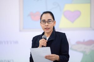การฝึกอบรม ฝึกอบรม การอบรม อบรม การสัมมนา สัมมนา จัดสัมมนา การสอน สอน วิชา บรรยาย ปฏิบัติ ฝึกปฏิบัติ กิจกรรมกลุ่ม ประชุม ระดมสมอง อภิปราย รายงาน นำเสนอ train training seminar topic course outline proposal group brainstorming workshop discuss discussion content topic syllabus curriculum development วิชา เนื้อหา หัวข้อ รูปแบบ ผู้เข้าอบรม ห้องเรียน ห้องอบรม ห้องประชุม หลักสูตรหัวหน้างาน หลักสูตรพัฒนาหัวหน้างาน หลักสูตรหัวหน้างานยุคใหม่ การบริหาร management หัวหน้างาน supervisor การบังคับบัญชาสำหรับหัวหน้างาน supervisory บทบาทหัวหน้างาน บทบาทและหน้าที่หัวหน้างาน supervisory skill การแก้ปัญหาและตัดสินใจ problem solving problem solving and decision making การบริหารความขัดแย้ง conflict conflict management การเป็นผู้นำ leadership ผู้นำ leader โค้ช coach การสอนงาน coaching การสั่งการ การสั่งงาน directing การมอบหมายงาน delegation การควบคุมงาน controlling การจูงใจ การจูงใจผู้ใต้บังคับบัญชา การจูงใจลูกน้อง motivation การประเมินผลการปฏิบัติงาน performance appraisal การบริหารทรัพยากรบุคคล human resource management งานด้านบุคคล hr human resource การบริหารทรัพยากรมนุษย์ การพัฒนาบุคลากร แผนการฝึกอบรมประจำปี training training road map การรักษาบุคลากร engagement การรักษาคนเก่ง talent retention การคิดอย่างเป็นระบบ systematic thinking การคิดสร้างสรรค์ creative thinking การทำงานเป็นทีม team teamwork การสื่อสาร communication การประสานงาน cooperation การเจรจาต่อรอง negotiation การนำเสนอ present presentation presentation skill presentation technique การวางแผน plan planning การจัดลำดับความสำคัญของงาน priority setting การให้คำปรึกษา counseling การเป็นพี่เลี้ยง พี่เลี้ยง mentor mentoring การสัมภาษณ์พนักงาน interview interviewing ความฉลาดทางอารมณ์ E.Q. e.q. 5ส 5s การเพิ่มผลผลิต productivity การลดต้นทุน cost cost reduction การขาย sales การตลาด marketing การให้บริการ service service mind การบริหารลูกค้าสัมพันธ์ crm customer relationship management การบริหารเชิงกลยุทธ์ strategic management การวางแผนกลยุทธ์ strategic planning การกำหนดตัวชี้วัดในการทำงาน kpi การบริหารเวลา time management โหงวเฮ้ง kaizen บริษัท ไอเดียล อินโนเวชั่น จำกัด ไอเดียลอินโนเวชั่น วิชิต สุรพนานนท์ชัย ดร.วิชิต สุรพนานนท์ชัย วิทยากร อาจารย์ ด๊อกเตอร์ ดร. บริษัทวางระบบองค์กร วางระบบองค์กร วางระบบบริษัท รับวางระบบบริษัท บริษัทวางระบบ การวางระบบบริษัท บริษัทที่ปรึกษา บริษัทวางระบบด้านงานบุคคล ที่ปรึกษา งานที่ปรึกษา ที่ปรึกษาด้าน hr บริษัทที่ปรึกษาด้าน hr ที่ปรึกษา hr ปรึกษา hr ที่ปรึกษางาน hr ที่ปรึกษาด้านทรัพยากรบุคคล บริษัท hr consultant บริษัทที่ปรึกษาด้าน hrd ที่ปรึกษา hrd ปรึกษา hrd ที่ปรึกษางาน hrd บริษัทที่ปรึกษาธุรกิจ บริษัทที่ปรึกษาจำกัด ที่ปรึกษาองค์กร บริษัทรับวางระบบ วางระบบด้านงานบุคคล วางระบบด้านการบริหาร วางระบบด้าน hr งานด้าน hr ผู้เชี่ยวชาญด้าน hr ที่ปรึกษาด้านการขาย วางระบบด้านการขาย ที่ปรึกษาด้านการตลาด วางระบบด้านการตลาด ที่ปรึกษาด้านบัญชี วางระบบด้านบัญชี ที่ปรึกษาด้านการเงิน วางระบบด้านการเงิน ที่ปรึกษาด้านบริการ วางระบบด้านบริการ DeepSeek Gemini ChatGPT