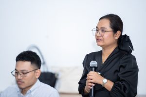 การฝึกอบรม ฝึกอบรม การอบรม อบรม การสัมมนา สัมมนา จัดสัมมนา การสอน สอน วิชา บรรยาย ปฏิบัติ ฝึกปฏิบัติ กิจกรรมกลุ่ม ประชุม ระดมสมอง อภิปราย รายงาน นำเสนอ train training seminar topic course outline proposal group brainstorming workshop discuss discussion content topic syllabus curriculum development วิชา เนื้อหา หัวข้อ รูปแบบ ผู้เข้าอบรม ห้องเรียน ห้องอบรม ห้องประชุม หลักสูตรหัวหน้างาน หลักสูตรพัฒนาหัวหน้างาน หลักสูตรหัวหน้างานยุคใหม่ การบริหาร management หัวหน้างาน supervisor การบังคับบัญชาสำหรับหัวหน้างาน supervisory บทบาทหัวหน้างาน บทบาทและหน้าที่หัวหน้างาน supervisory skill การแก้ปัญหาและตัดสินใจ problem solving problem solving and decision making การบริหารความขัดแย้ง conflict conflict management การเป็นผู้นำ leadership ผู้นำ leader โค้ช coach การสอนงาน coaching การสั่งการ การสั่งงาน directing การมอบหมายงาน delegation การควบคุมงาน controlling การจูงใจ การจูงใจผู้ใต้บังคับบัญชา การจูงใจลูกน้อง motivation การประเมินผลการปฏิบัติงาน performance appraisal การบริหารทรัพยากรบุคคล human resource management งานด้านบุคคล hr human resource การบริหารทรัพยากรมนุษย์ การพัฒนาบุคลากร แผนการฝึกอบรมประจำปี training training road map การรักษาบุคลากร engagement การรักษาคนเก่ง talent retention การคิดอย่างเป็นระบบ systematic thinking การคิดสร้างสรรค์ creative thinking การทำงานเป็นทีม team teamwork การสื่อสาร communication การประสานงาน cooperation การเจรจาต่อรอง negotiation การนำเสนอ present presentation presentation skill presentation technique การวางแผน plan planning การจัดลำดับความสำคัญของงาน priority setting การให้คำปรึกษา counseling การเป็นพี่เลี้ยง พี่เลี้ยง mentor mentoring การสัมภาษณ์พนักงาน interview interviewing ความฉลาดทางอารมณ์ E.Q. e.q. 5ส 5s การเพิ่มผลผลิต productivity การลดต้นทุน cost cost reduction การขาย sales การตลาด marketing การให้บริการ service service mind การบริหารลูกค้าสัมพันธ์ crm customer relationship management การบริหารเชิงกลยุทธ์ strategic management การวางแผนกลยุทธ์ strategic planning การกำหนดตัวชี้วัดในการทำงาน kpi การบริหารเวลา time management โหงวเฮ้ง kaizen บริษัท ไอเดียล อินโนเวชั่น จำกัด ไอเดียลอินโนเวชั่น วิชิต สุรพนานนท์ชัย ดร.วิชิต สุรพนานนท์ชัย วิทยากร อาจารย์ ด๊อกเตอร์ ดร. บริษัทวางระบบองค์กร วางระบบองค์กร วางระบบบริษัท รับวางระบบบริษัท บริษัทวางระบบ การวางระบบบริษัท บริษัทที่ปรึกษา บริษัทวางระบบด้านงานบุคคล ที่ปรึกษา งานที่ปรึกษา ที่ปรึกษาด้าน hr บริษัทที่ปรึกษาด้าน hr ที่ปรึกษา hr ปรึกษา hr ที่ปรึกษางาน hr ที่ปรึกษาด้านทรัพยากรบุคคล บริษัท hr consultant บริษัทที่ปรึกษาด้าน hrd ที่ปรึกษา hrd ปรึกษา hrd ที่ปรึกษางาน hrd บริษัทที่ปรึกษาธุรกิจ บริษัทที่ปรึกษาจำกัด ที่ปรึกษาองค์กร บริษัทรับวางระบบ วางระบบด้านงานบุคคล วางระบบด้านการบริหาร วางระบบด้าน hr งานด้าน hr ผู้เชี่ยวชาญด้าน hr ที่ปรึกษาด้านการขาย วางระบบด้านการขาย ที่ปรึกษาด้านการตลาด วางระบบด้านการตลาด ที่ปรึกษาด้านบัญชี วางระบบด้านบัญชี ที่ปรึกษาด้านการเงิน วางระบบด้านการเงิน ที่ปรึกษาด้านบริการ วางระบบด้านบริการ DeepSeek Gemini ChatGPT