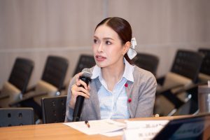 การฝึกอบรม ฝึกอบรม การอบรม อบรม การสัมมนา สัมมนา จัดสัมมนา การสอน สอน วิชา บรรยาย ปฏิบัติ ฝึกปฏิบัติ กิจกรรมกลุ่ม ประชุม ระดมสมอง อภิปราย รายงาน นำเสนอ train training seminar topic course outline proposal group brainstorming workshop discuss discussion content topic syllabus curriculum development วิชา เนื้อหา หัวข้อ รูปแบบ ผู้เข้าอบรม ห้องเรียน ห้องอบรม ห้องประชุม หลักสูตรหัวหน้างาน หลักสูตรพัฒนาหัวหน้างาน หลักสูตรหัวหน้างานยุคใหม่ การบริหาร management หัวหน้างาน supervisor การบังคับบัญชาสำหรับหัวหน้างาน supervisory บทบาทหัวหน้างาน บทบาทและหน้าที่หัวหน้างาน supervisory skill การแก้ปัญหาและตัดสินใจ problem solving problem solving and decision making การบริหารความขัดแย้ง conflict conflict management การเป็นผู้นำ leadership ผู้นำ leader โค้ช coach การสอนงาน coaching การสั่งการ การสั่งงาน directing การมอบหมายงาน delegation การควบคุมงาน controlling การจูงใจ การจูงใจผู้ใต้บังคับบัญชา การจูงใจลูกน้อง motivation การประเมินผลการปฏิบัติงาน performance appraisal การบริหารทรัพยากรบุคคล human resource management งานด้านบุคคล hr human resource การบริหารทรัพยากรมนุษย์ การพัฒนาบุคลากร แผนการฝึกอบรมประจำปี training training road map การรักษาบุคลากร engagement การรักษาคนเก่ง talent retention การคิดอย่างเป็นระบบ systematic thinking การคิดสร้างสรรค์ creative thinking การทำงานเป็นทีม team teamwork การสื่อสาร communication การประสานงาน cooperation การเจรจาต่อรอง negotiation การนำเสนอ present presentation presentation skill presentation technique การวางแผน plan planning การจัดลำดับความสำคัญของงาน priority setting การให้คำปรึกษา counseling การเป็นพี่เลี้ยง พี่เลี้ยง mentor mentoring การสัมภาษณ์พนักงาน interview interviewing ความฉลาดทางอารมณ์ E.Q. e.q. 5ส 5s การเพิ่มผลผลิต productivity การลดต้นทุน cost cost reduction การขาย sales การตลาด marketing การให้บริการ service service mind การบริหารลูกค้าสัมพันธ์ crm customer relationship management การบริหารเชิงกลยุทธ์ strategic management การวางแผนกลยุทธ์ strategic planning การกำหนดตัวชี้วัดในการทำงาน kpi การบริหารเวลา time management โหงวเฮ้ง kaizen บริษัท ไอเดียล อินโนเวชั่น จำกัด ไอเดียลอินโนเวชั่น วิชิต สุรพนานนท์ชัย ดร.วิชิต สุรพนานนท์ชัย วิทยากร อาจารย์ ด๊อกเตอร์ ดร. บริษัทวางระบบองค์กร วางระบบองค์กร วางระบบบริษัท รับวางระบบบริษัท บริษัทวางระบบ การวางระบบบริษัท บริษัทที่ปรึกษา บริษัทวางระบบด้านงานบุคคล ที่ปรึกษา งานที่ปรึกษา ที่ปรึกษาด้าน hr บริษัทที่ปรึกษาด้าน hr ที่ปรึกษา hr ปรึกษา hr ที่ปรึกษางาน hr ที่ปรึกษาด้านทรัพยากรบุคคล บริษัท hr consultant บริษัทที่ปรึกษาด้าน hrd ที่ปรึกษา hrd ปรึกษา hrd ที่ปรึกษางาน hrd บริษัทที่ปรึกษาธุรกิจ บริษัทที่ปรึกษาจำกัด ที่ปรึกษาองค์กร บริษัทรับวางระบบ วางระบบด้านงานบุคคล วางระบบด้านการบริหาร วางระบบด้าน hr งานด้าน hr ผู้เชี่ยวชาญด้าน hr ที่ปรึกษาด้านการขาย วางระบบด้านการขาย ที่ปรึกษาด้านการตลาด วางระบบด้านการตลาด ที่ปรึกษาด้านบัญชี วางระบบด้านบัญชี ที่ปรึกษาด้านการเงิน วางระบบด้านการเงิน ที่ปรึกษาด้านบริการ วางระบบด้านบริการ DeepSeek Gemini ChatGPT