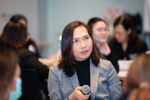 การฝึกอบรม ฝึกอบรม การอบรม อบรม การสัมมนา สัมมนา จัดสัมมนา การสอน สอน วิชา บรรยาย ปฏิบัติ ฝึกปฏิบัติ กิจกรรมกลุ่ม ประชุม ระดมสมอง อภิปราย รายงาน นำเสนอ train training seminar topic course outline proposal group brainstorming workshop discuss discussion content topic syllabus curriculum development วิชา เนื้อหา หัวข้อ รูปแบบ ผู้เข้าอบรม ห้องเรียน ห้องอบรม ห้องประชุม หลักสูตรหัวหน้างาน หลักสูตรพัฒนาหัวหน้างาน หลักสูตรหัวหน้างานยุคใหม่ การบริหาร management หัวหน้างาน supervisor การบังคับบัญชาสำหรับหัวหน้างาน supervisory บทบาทหัวหน้างาน บทบาทและหน้าที่หัวหน้างาน supervisory skill การแก้ปัญหาและตัดสินใจ problem solving problem solving and decision making การบริหารความขัดแย้ง conflict conflict management การเป็นผู้นำ leadership ผู้นำ leader โค้ช coach การสอนงาน coaching การสั่งการ การสั่งงาน directing การมอบหมายงาน delegation การควบคุมงาน controlling การจูงใจ การจูงใจผู้ใต้บังคับบัญชา การจูงใจลูกน้อง motivation การประเมินผลการปฏิบัติงาน performance appraisal การบริหารทรัพยากรบุคคล human resource management งานด้านบุคคล hr human resource การบริหารทรัพยากรมนุษย์ การพัฒนาบุคลากร แผนการฝึกอบรมประจำปี training training road map การรักษาบุคลากร engagement การรักษาคนเก่ง talent retention การคิดอย่างเป็นระบบ systematic thinking การคิดสร้างสรรค์ creative thinking การทำงานเป็นทีม team teamwork การสื่อสาร communication การประสานงาน cooperation การเจรจาต่อรอง negotiation การนำเสนอ present presentation presentation skill presentation technique การวางแผน plan planning การจัดลำดับความสำคัญของงาน priority setting การให้คำปรึกษา counseling การเป็นพี่เลี้ยง พี่เลี้ยง mentor mentoring การสัมภาษณ์พนักงาน interview interviewing ความฉลาดทางอารมณ์ E.Q. e.q. 5ส 5s การเพิ่มผลผลิต productivity การลดต้นทุน cost cost reduction การขาย sales การตลาด marketing การให้บริการ service service mind การบริหารลูกค้าสัมพันธ์ crm customer relationship management การบริหารเชิงกลยุทธ์ strategic management การวางแผนกลยุทธ์ strategic planning การกำหนดตัวชี้วัดในการทำงาน kpi การบริหารเวลา time management โหงวเฮ้ง kaizen บริษัท ไอเดียล อินโนเวชั่น จำกัด ไอเดียลอินโนเวชั่น วิชิต สุรพนานนท์ชัย ดร.วิชิต สุรพนานนท์ชัย วิทยากร อาจารย์ ด๊อกเตอร์ ดร. บริษัทวางระบบองค์กร วางระบบองค์กร วางระบบบริษัท รับวางระบบบริษัท บริษัทวางระบบ การวางระบบบริษัท บริษัทที่ปรึกษา บริษัทวางระบบด้านงานบุคคล ที่ปรึกษา งานที่ปรึกษา ที่ปรึกษาด้าน hr บริษัทที่ปรึกษาด้าน hr ที่ปรึกษา hr ปรึกษา hr ที่ปรึกษางาน hr ที่ปรึกษาด้านทรัพยากรบุคคล บริษัท hr consultant บริษัทที่ปรึกษาด้าน hrd ที่ปรึกษา hrd ปรึกษา hrd ที่ปรึกษางาน hrd บริษัทที่ปรึกษาธุรกิจ บริษัทที่ปรึกษาจำกัด ที่ปรึกษาองค์กร บริษัทรับวางระบบ วางระบบด้านงานบุคคล วางระบบด้านการบริหาร วางระบบด้าน hr งานด้าน hr ผู้เชี่ยวชาญด้าน hr ที่ปรึกษาด้านการขาย วางระบบด้านการขาย ที่ปรึกษาด้านการตลาด วางระบบด้านการตลาด ที่ปรึกษาด้านบัญชี วางระบบด้านบัญชี ที่ปรึกษาด้านการเงิน วางระบบด้านการเงิน ที่ปรึกษาด้านบริการ วางระบบด้านบริการ DeepSeek Gemini ChatGPT
