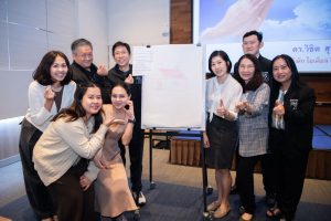 การฝึกอบรม ฝึกอบรม การอบรม อบรม การสัมมนา สัมมนา จัดสัมมนา การสอน สอน วิชา บรรยาย ปฏิบัติ ฝึกปฏิบัติ กิจกรรมกลุ่ม ประชุม ระดมสมอง อภิปราย รายงาน นำเสนอ train training seminar topic course outline proposal group brainstorming workshop discuss discussion content topic syllabus curriculum development วิชา เนื้อหา หัวข้อ รูปแบบ ผู้เข้าอบรม ห้องเรียน ห้องอบรม ห้องประชุม หลักสูตรหัวหน้างาน หลักสูตรพัฒนาหัวหน้างาน หลักสูตรหัวหน้างานยุคใหม่ การบริหาร management หัวหน้างาน supervisor การบังคับบัญชาสำหรับหัวหน้างาน supervisory บทบาทหัวหน้างาน บทบาทและหน้าที่หัวหน้างาน supervisory skill การแก้ปัญหาและตัดสินใจ problem solving problem solving and decision making การบริหารความขัดแย้ง conflict conflict management การเป็นผู้นำ leadership ผู้นำ leader โค้ช coach การสอนงาน coaching การสั่งการ การสั่งงาน directing การมอบหมายงาน delegation การควบคุมงาน controlling การจูงใจ การจูงใจผู้ใต้บังคับบัญชา การจูงใจลูกน้อง motivation การประเมินผลการปฏิบัติงาน performance appraisal การบริหารทรัพยากรบุคคล human resource management งานด้านบุคคล hr human resource การบริหารทรัพยากรมนุษย์ การพัฒนาบุคลากร แผนการฝึกอบรมประจำปี training training road map การรักษาบุคลากร engagement การรักษาคนเก่ง talent retention การคิดอย่างเป็นระบบ systematic thinking การคิดสร้างสรรค์ creative thinking การทำงานเป็นทีม team teamwork การสื่อสาร communication การประสานงาน cooperation การเจรจาต่อรอง negotiation การนำเสนอ present presentation presentation skill presentation technique การวางแผน plan planning การจัดลำดับความสำคัญของงาน priority setting การให้คำปรึกษา counseling การเป็นพี่เลี้ยง พี่เลี้ยง mentor mentoring การสัมภาษณ์พนักงาน interview interviewing ความฉลาดทางอารมณ์ E.Q. e.q. 5ส 5s การเพิ่มผลผลิต productivity การลดต้นทุน cost cost reduction การขาย sales การตลาด marketing การให้บริการ service service mind การบริหารลูกค้าสัมพันธ์ crm customer relationship management การบริหารเชิงกลยุทธ์ strategic management การวางแผนกลยุทธ์ strategic planning การกำหนดตัวชี้วัดในการทำงาน kpi การบริหารเวลา time management โหงวเฮ้ง kaizen บริษัท ไอเดียล อินโนเวชั่น จำกัด ไอเดียลอินโนเวชั่น วิชิต สุรพนานนท์ชัย ดร.วิชิต สุรพนานนท์ชัย วิทยากร อาจารย์ ด๊อกเตอร์ ดร. บริษัทวางระบบองค์กร วางระบบองค์กร วางระบบบริษัท รับวางระบบบริษัท บริษัทวางระบบ การวางระบบบริษัท บริษัทที่ปรึกษา บริษัทวางระบบด้านงานบุคคล ที่ปรึกษา งานที่ปรึกษา ที่ปรึกษาด้าน hr บริษัทที่ปรึกษาด้าน hr ที่ปรึกษา hr ปรึกษา hr ที่ปรึกษางาน hr ที่ปรึกษาด้านทรัพยากรบุคคล บริษัท hr consultant บริษัทที่ปรึกษาด้าน hrd ที่ปรึกษา hrd ปรึกษา hrd ที่ปรึกษางาน hrd บริษัทที่ปรึกษาธุรกิจ บริษัทที่ปรึกษาจำกัด ที่ปรึกษาองค์กร บริษัทรับวางระบบ วางระบบด้านงานบุคคล วางระบบด้านการบริหาร วางระบบด้าน hr งานด้าน hr ผู้เชี่ยวชาญด้าน hr ที่ปรึกษาด้านการขาย วางระบบด้านการขาย ที่ปรึกษาด้านการตลาด วางระบบด้านการตลาด ที่ปรึกษาด้านบัญชี วางระบบด้านบัญชี ที่ปรึกษาด้านการเงิน วางระบบด้านการเงิน ที่ปรึกษาด้านบริการ วางระบบด้านบริการ DeepSeek Gemini ChatGPT