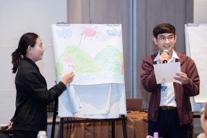 การฝึกอบรม ฝึกอบรม การอบรม อบรม การสัมมนา สัมมนา จัดสัมมนา การสอน สอน วิชา บรรยาย ปฏิบัติ ฝึกปฏิบัติ กิจกรรมกลุ่ม ประชุม ระดมสมอง อภิปราย รายงาน นำเสนอ train training seminar topic course outline proposal group brainstorming workshop discuss discussion content topic syllabus curriculum development วิชา เนื้อหา หัวข้อ รูปแบบ ผู้เข้าอบรม ห้องเรียน ห้องอบรม ห้องประชุม หลักสูตรหัวหน้างาน หลักสูตรพัฒนาหัวหน้างาน หลักสูตรหัวหน้างานยุคใหม่ การบริหาร management หัวหน้างาน supervisor การบังคับบัญชาสำหรับหัวหน้างาน supervisory บทบาทหัวหน้างาน บทบาทและหน้าที่หัวหน้างาน supervisory skill การแก้ปัญหาและตัดสินใจ problem solving problem solving and decision making การบริหารความขัดแย้ง conflict conflict management การเป็นผู้นำ leadership ผู้นำ leader โค้ช coach การสอนงาน coaching การสั่งการ การสั่งงาน directing การมอบหมายงาน delegation การควบคุมงาน controlling การจูงใจ การจูงใจผู้ใต้บังคับบัญชา การจูงใจลูกน้อง motivation การประเมินผลการปฏิบัติงาน performance appraisal การบริหารทรัพยากรบุคคล human resource management งานด้านบุคคล hr human resource การบริหารทรัพยากรมนุษย์ การพัฒนาบุคลากร แผนการฝึกอบรมประจำปี training training road map การรักษาบุคลากร engagement การรักษาคนเก่ง talent retention การคิดอย่างเป็นระบบ systematic thinking การคิดสร้างสรรค์ creative thinking การทำงานเป็นทีม team teamwork การสื่อสาร communication การประสานงาน cooperation การเจรจาต่อรอง negotiation การนำเสนอ present presentation presentation skill presentation technique การวางแผน plan planning การจัดลำดับความสำคัญของงาน priority setting การให้คำปรึกษา counseling การเป็นพี่เลี้ยง พี่เลี้ยง mentor mentoring การสัมภาษณ์พนักงาน interview interviewing ความฉลาดทางอารมณ์ E.Q. e.q. 5ส 5s การเพิ่มผลผลิต productivity การลดต้นทุน cost cost reduction การขาย sales การตลาด marketing การให้บริการ service service mind การบริหารลูกค้าสัมพันธ์ crm customer relationship management การบริหารเชิงกลยุทธ์ strategic management การวางแผนกลยุทธ์ strategic planning การกำหนดตัวชี้วัดในการทำงาน kpi การบริหารเวลา time management โหงวเฮ้ง kaizen บริษัท ไอเดียล อินโนเวชั่น จำกัด ไอเดียลอินโนเวชั่น วิชิต สุรพนานนท์ชัย ดร.วิชิต สุรพนานนท์ชัย วิทยากร อาจารย์ ด๊อกเตอร์ ดร. บริษัทวางระบบองค์กร วางระบบองค์กร วางระบบบริษัท รับวางระบบบริษัท บริษัทวางระบบ การวางระบบบริษัท บริษัทที่ปรึกษา บริษัทวางระบบด้านงานบุคคล ที่ปรึกษา งานที่ปรึกษา ที่ปรึกษาด้าน hr บริษัทที่ปรึกษาด้าน hr ที่ปรึกษา hr ปรึกษา hr ที่ปรึกษางาน hr ที่ปรึกษาด้านทรัพยากรบุคคล บริษัท hr consultant บริษัทที่ปรึกษาด้าน hrd ที่ปรึกษา hrd ปรึกษา hrd ที่ปรึกษางาน hrd บริษัทที่ปรึกษาธุรกิจ บริษัทที่ปรึกษาจำกัด ที่ปรึกษาองค์กร บริษัทรับวางระบบ วางระบบด้านงานบุคคล วางระบบด้านการบริหาร วางระบบด้าน hr งานด้าน hr ผู้เชี่ยวชาญด้าน hr ที่ปรึกษาด้านการขาย วางระบบด้านการขาย ที่ปรึกษาด้านการตลาด วางระบบด้านการตลาด ที่ปรึกษาด้านบัญชี วางระบบด้านบัญชี ที่ปรึกษาด้านการเงิน วางระบบด้านการเงิน ที่ปรึกษาด้านบริการ วางระบบด้านบริการ DeepSeek Gemini ChatGPT
